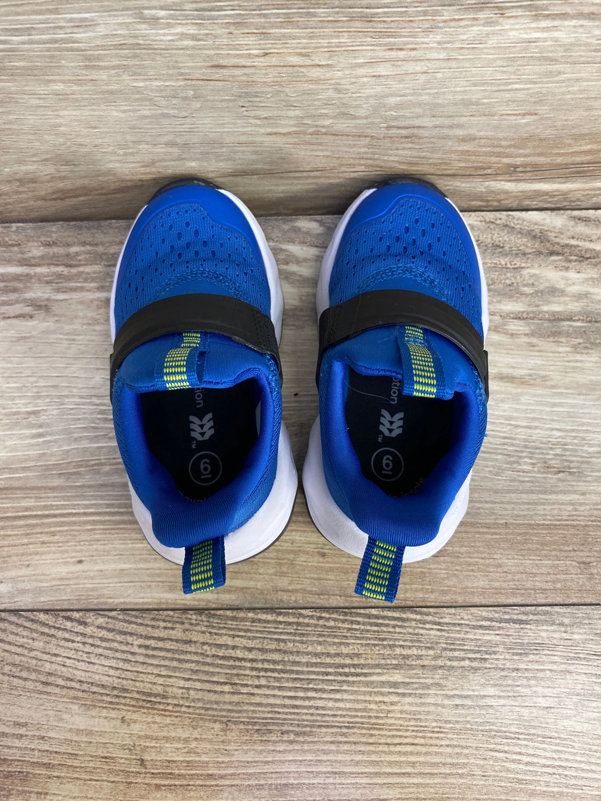 All in Motion Dannie Slip-On Performance Sneakers Blue sz 6c - Me n Mommy To Be