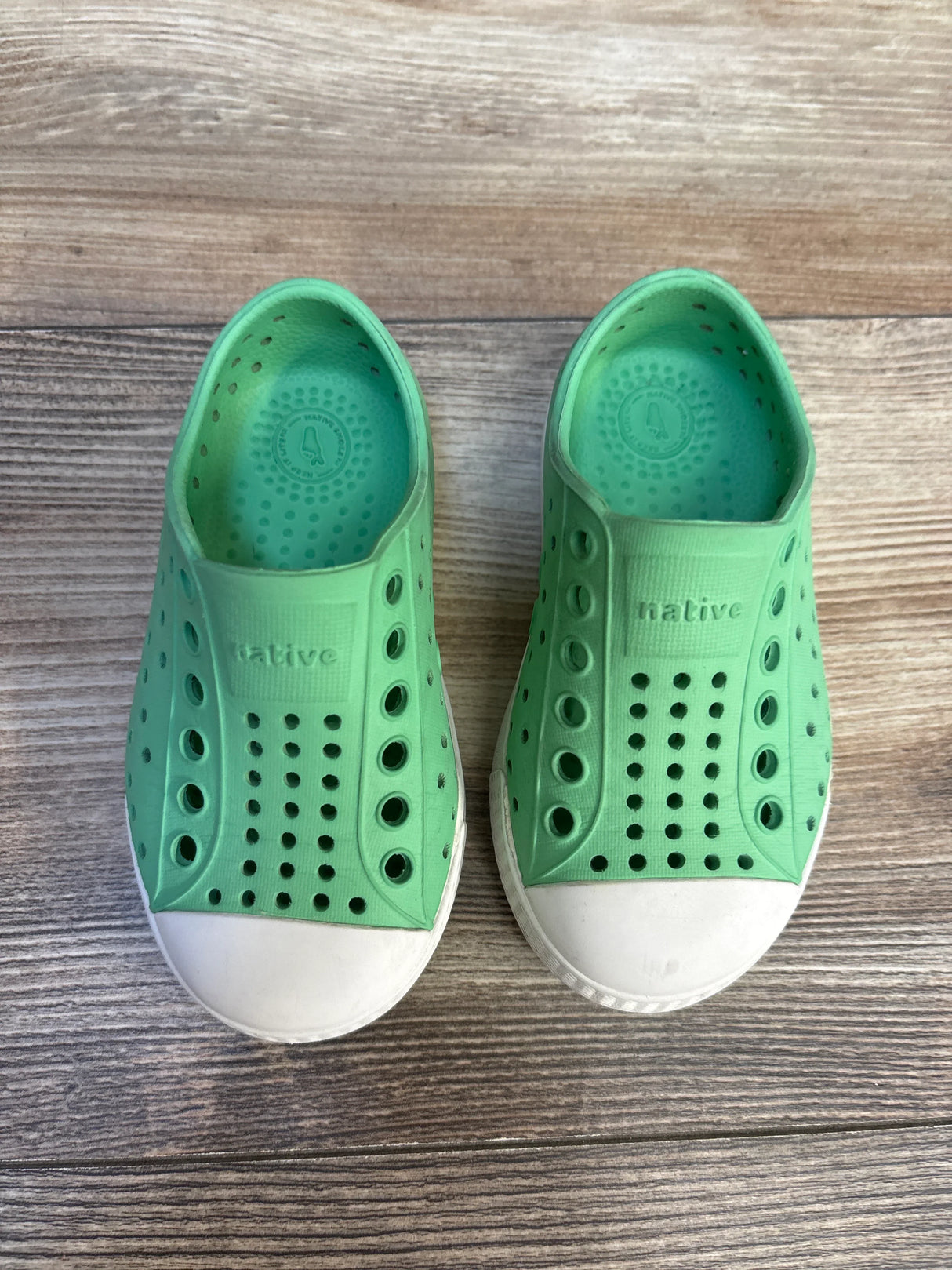 Native Jefferson Shoes Green sz 6c