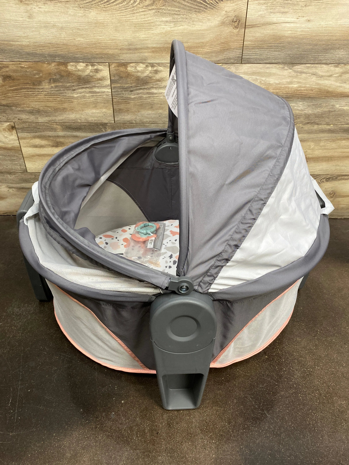 NEW Fisher Price On-The-Go Baby Dome in Pink Pacific Pebble - Me n Mommy To Be