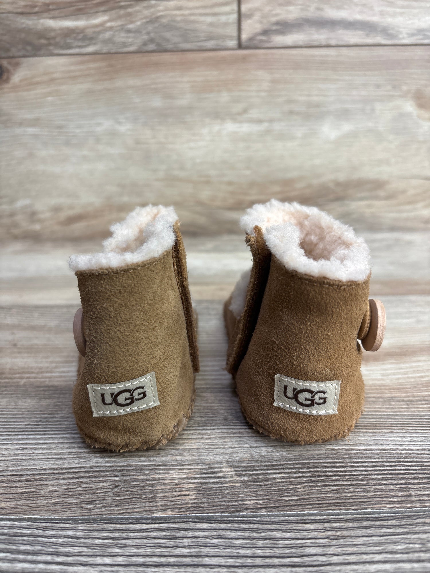 UGG Lemmy II Booties Chestnut sz 4/5c