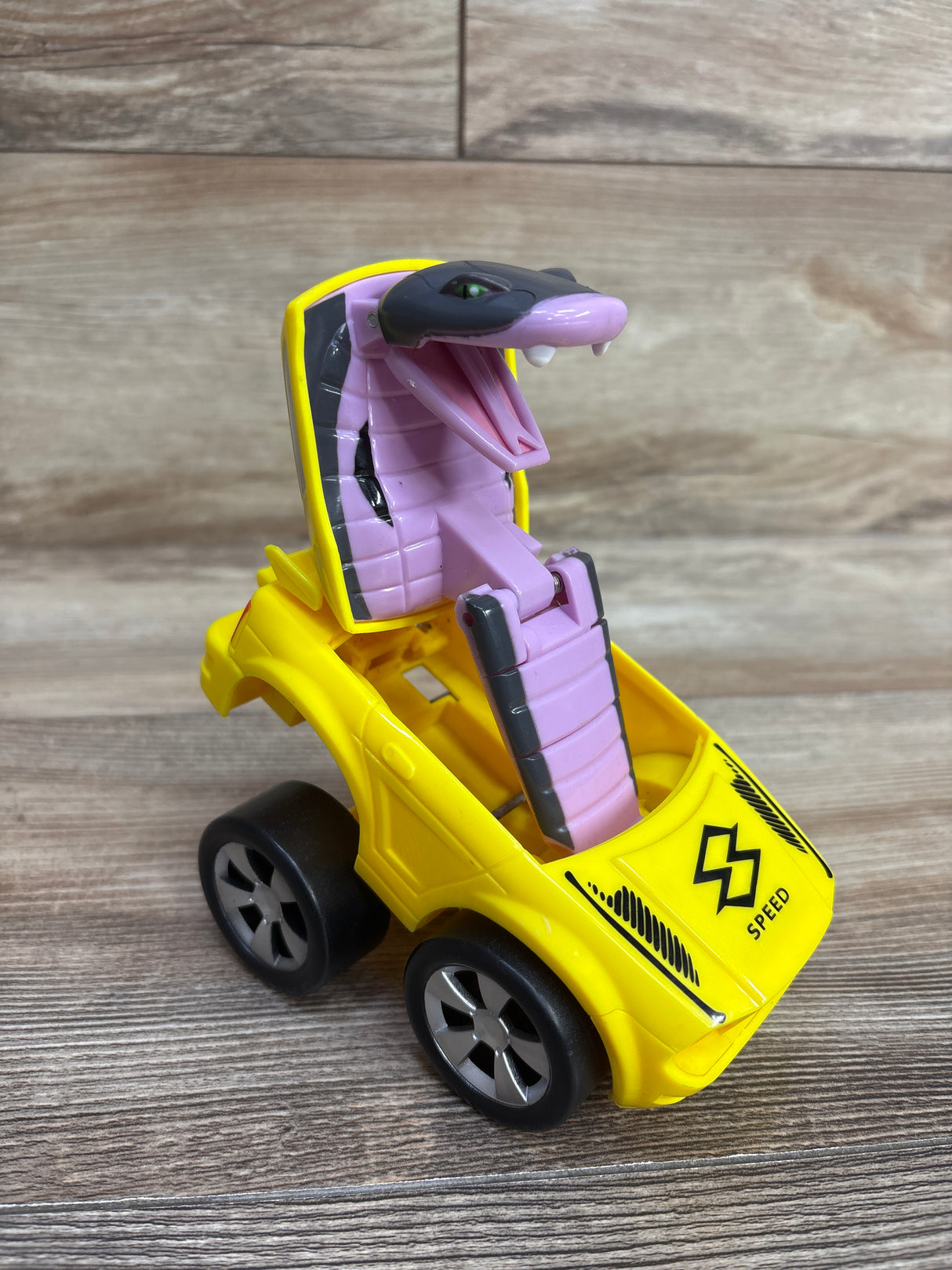 Deluxebase Convertimal Car to Snake