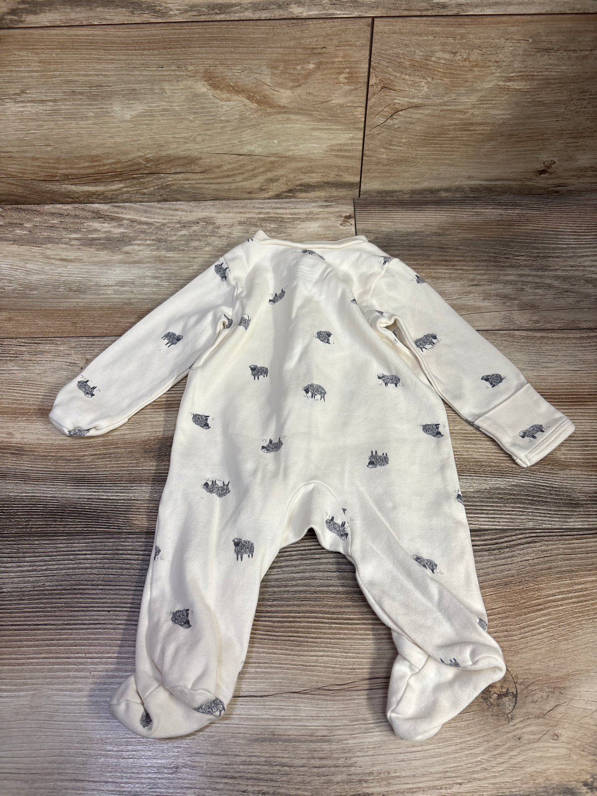 Carter's Sleeper Ivory sz 3m