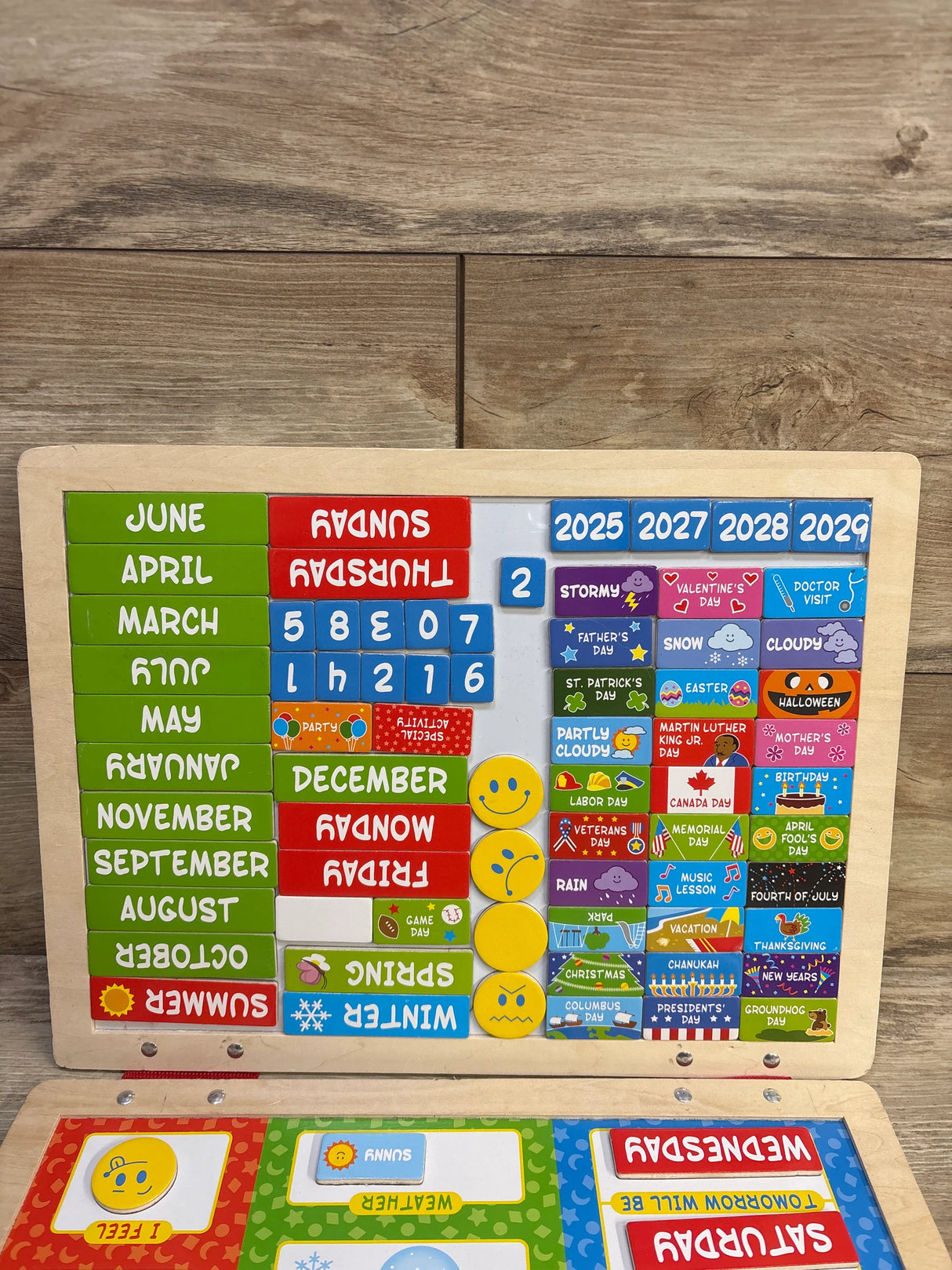 Melissa & Doug My Magnetic Daily Calendar
