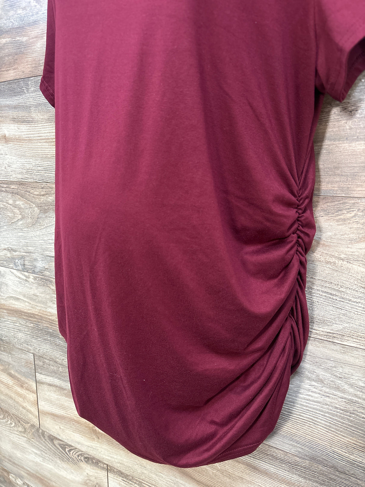 Ekouaer Ruched Shirt Burgundy sz XXL