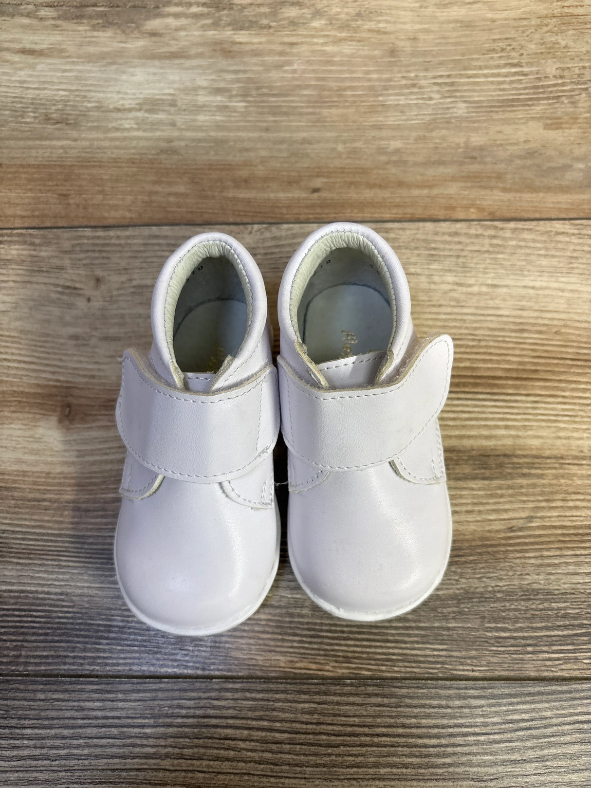 Alegria Kids Patent Leather First Walker shoes White sz 4/5c