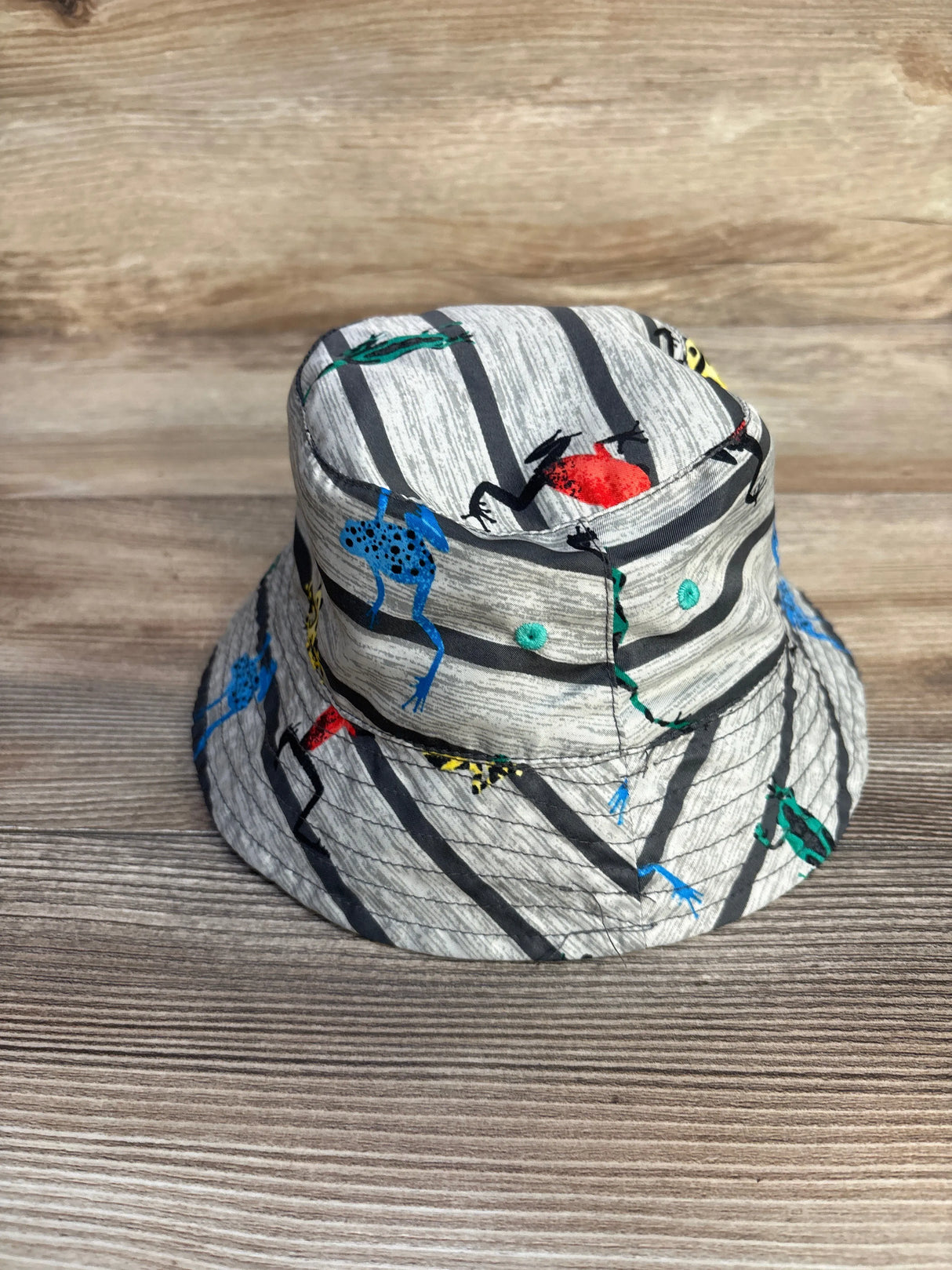 UV Skinz Reversible Bucket Hat Frogs/Grey sz 2T