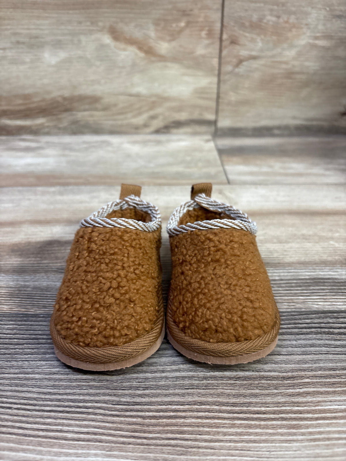 Bearpaw Sherpa Tabitha Slippers Brown sz 1/2c