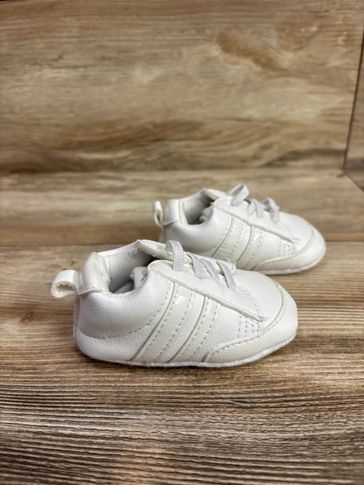 KIDSUN Anti-Slip Soft Sole Sneakers White sz 1c
