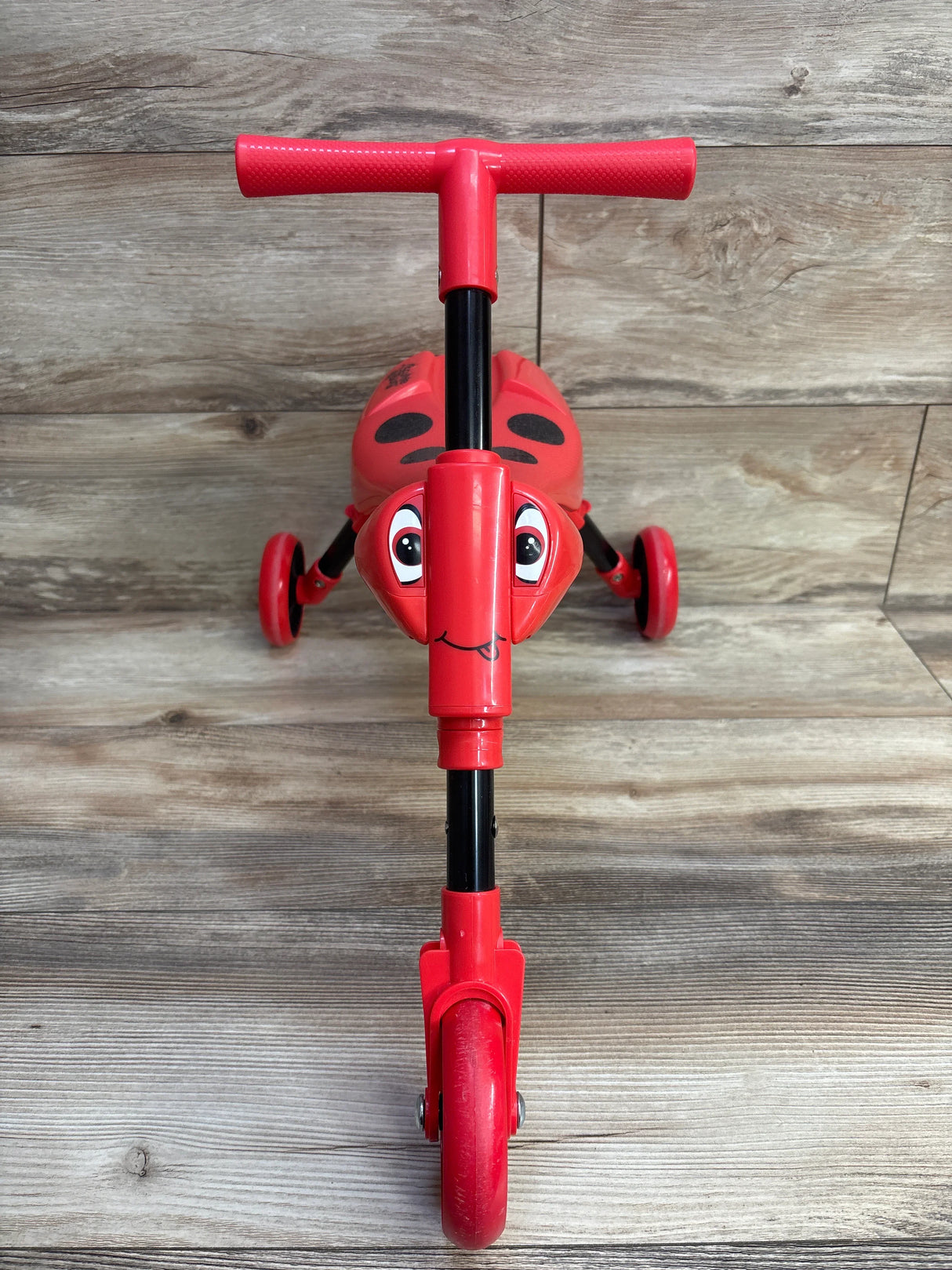 Scuttlebug Ride-on Red Ladybug