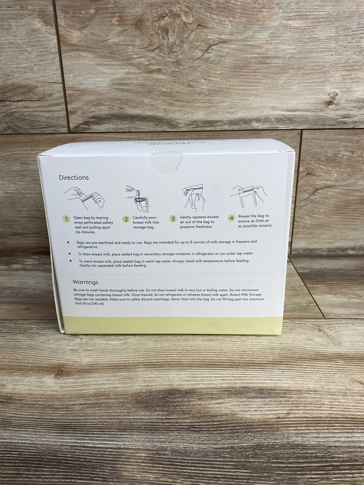 NEW Sprucely Breast Milk Storage Bags 8oz 300ct.