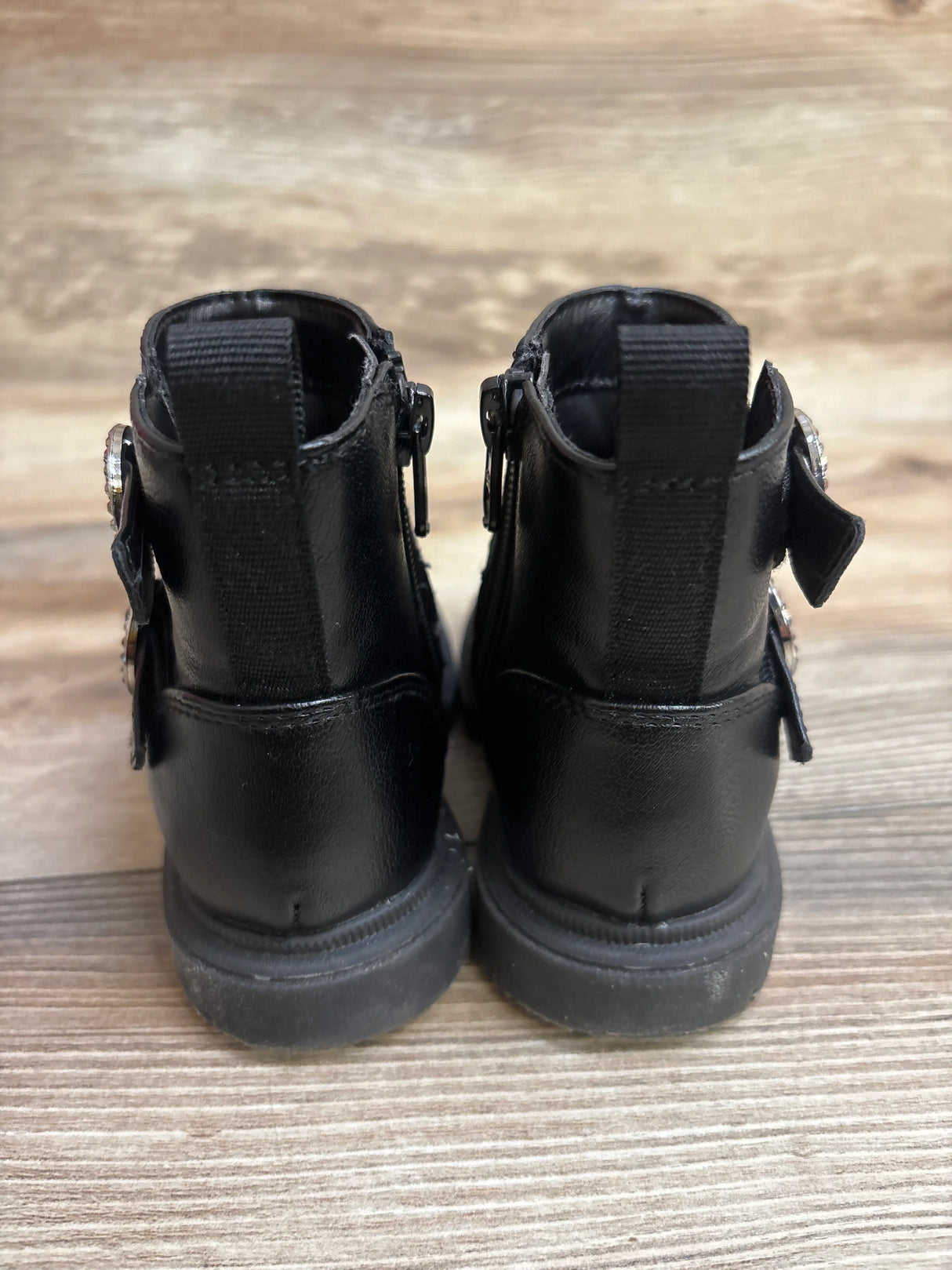 Cat & Jack Evie Lug Sole Ankle Boots Black sz 6c