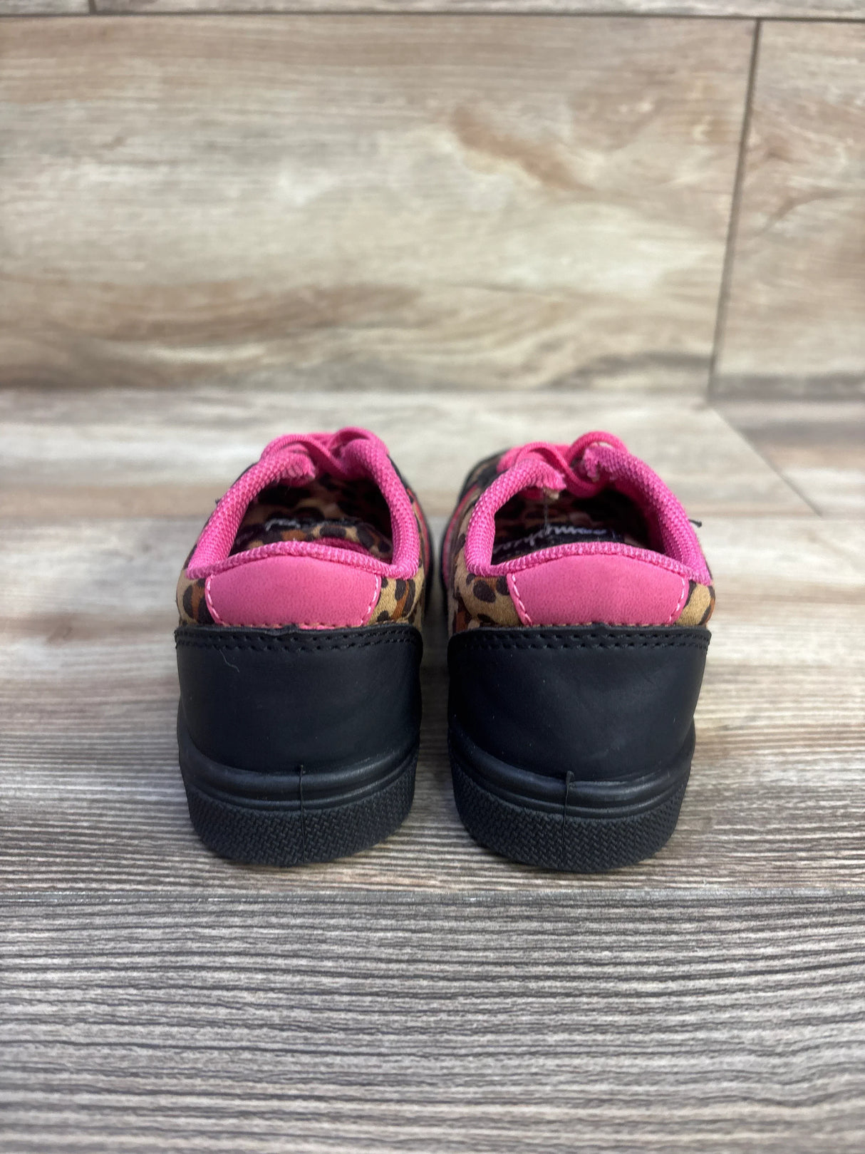 Oomphies Parker Cheetah Print Sneakers Black sz 8c