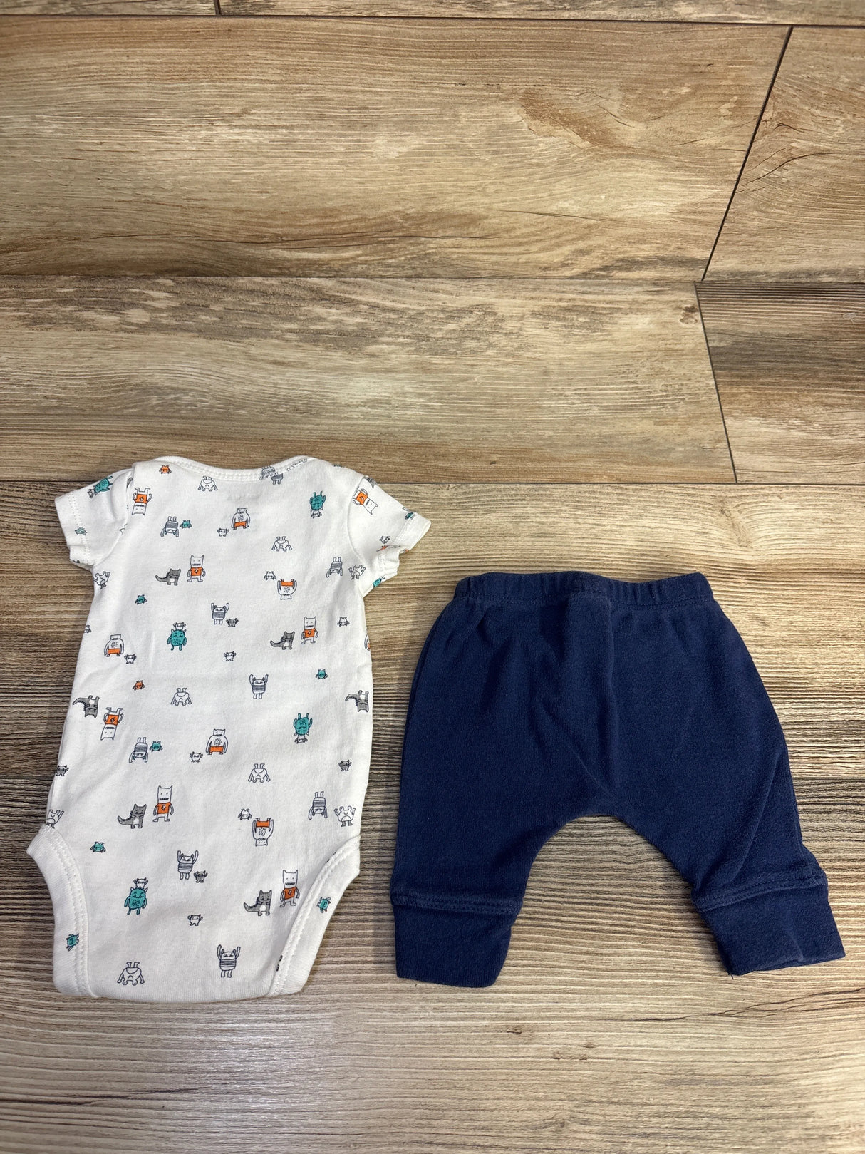 Carter's 2pc Monster Bodysuit & Pants Set White sz Newborn