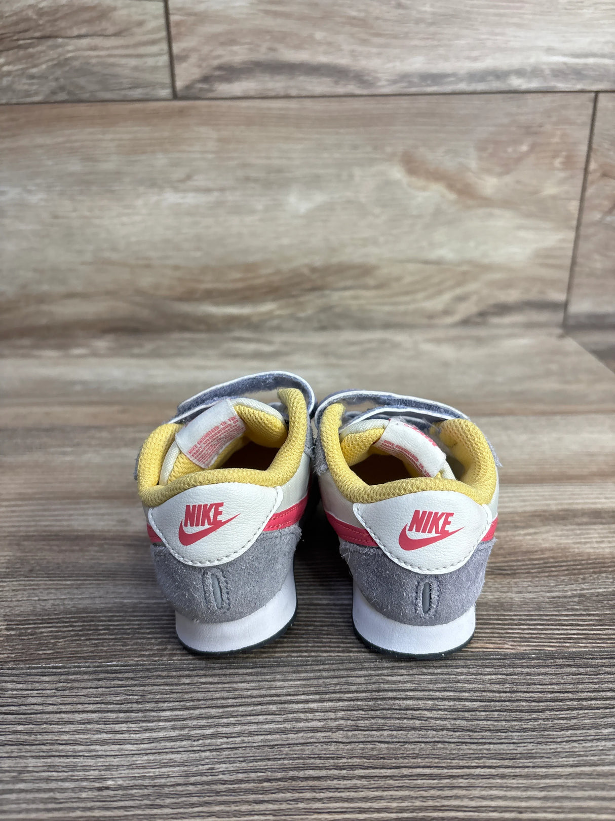 Nike MD Valiant TD 'Indigo Haze Sea Coral' Sneakers sz 4c