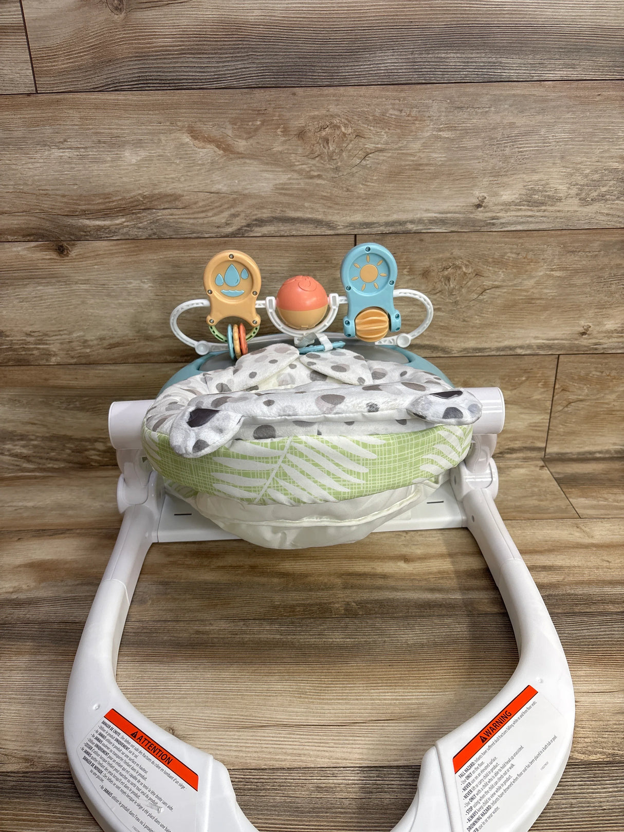 Fisher-Price Baby Deluxe Sit-Me-Up Floor Seat with Toy Bar - Snow Leopard