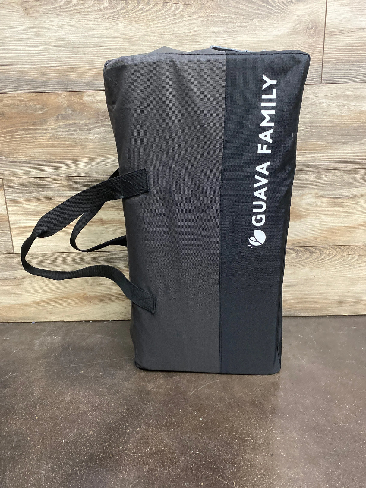 Guava Lotus Travel Crib With Travel Bag in Grey*