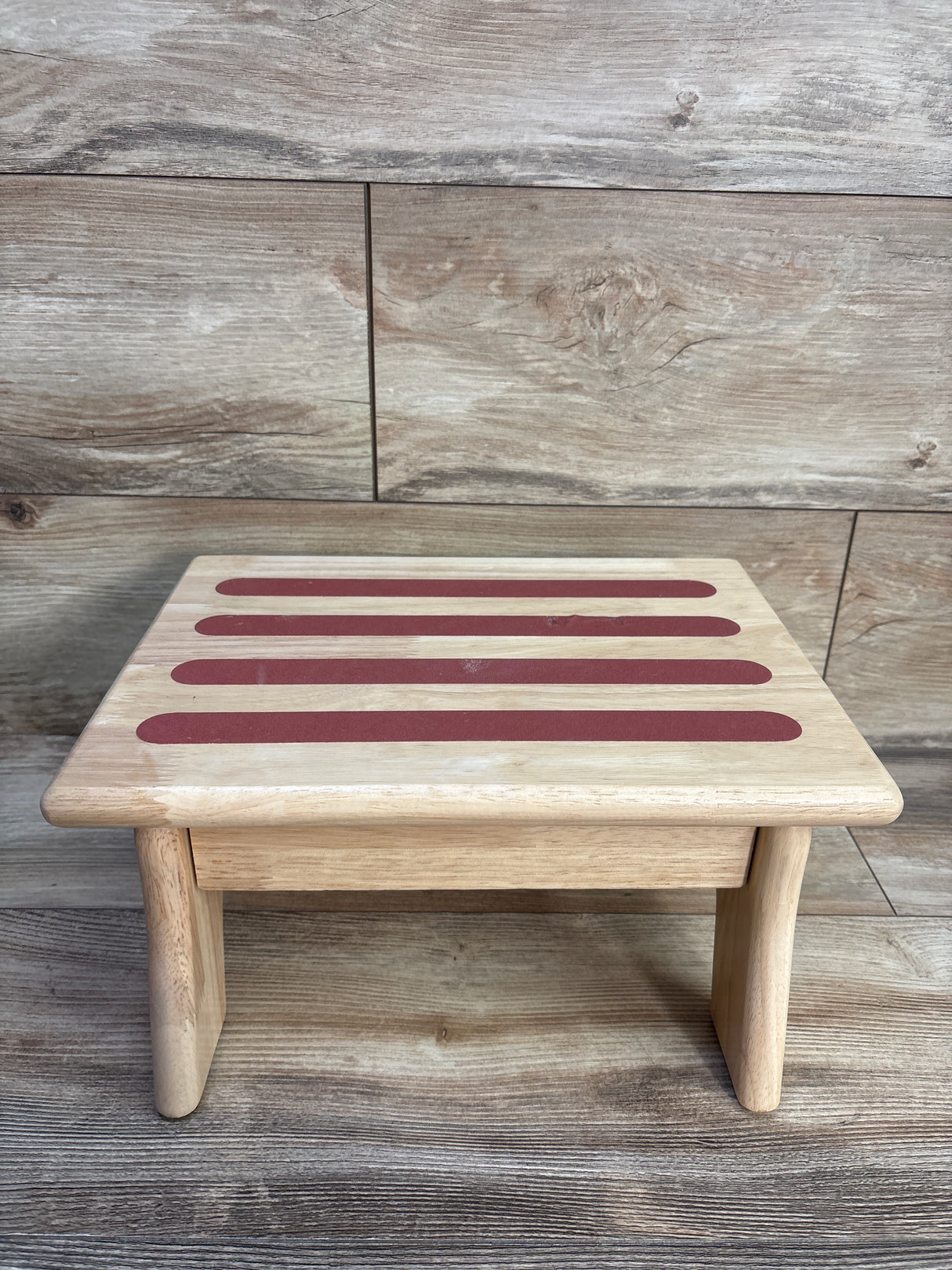 My Brest Friend Wooden Nursing Stool