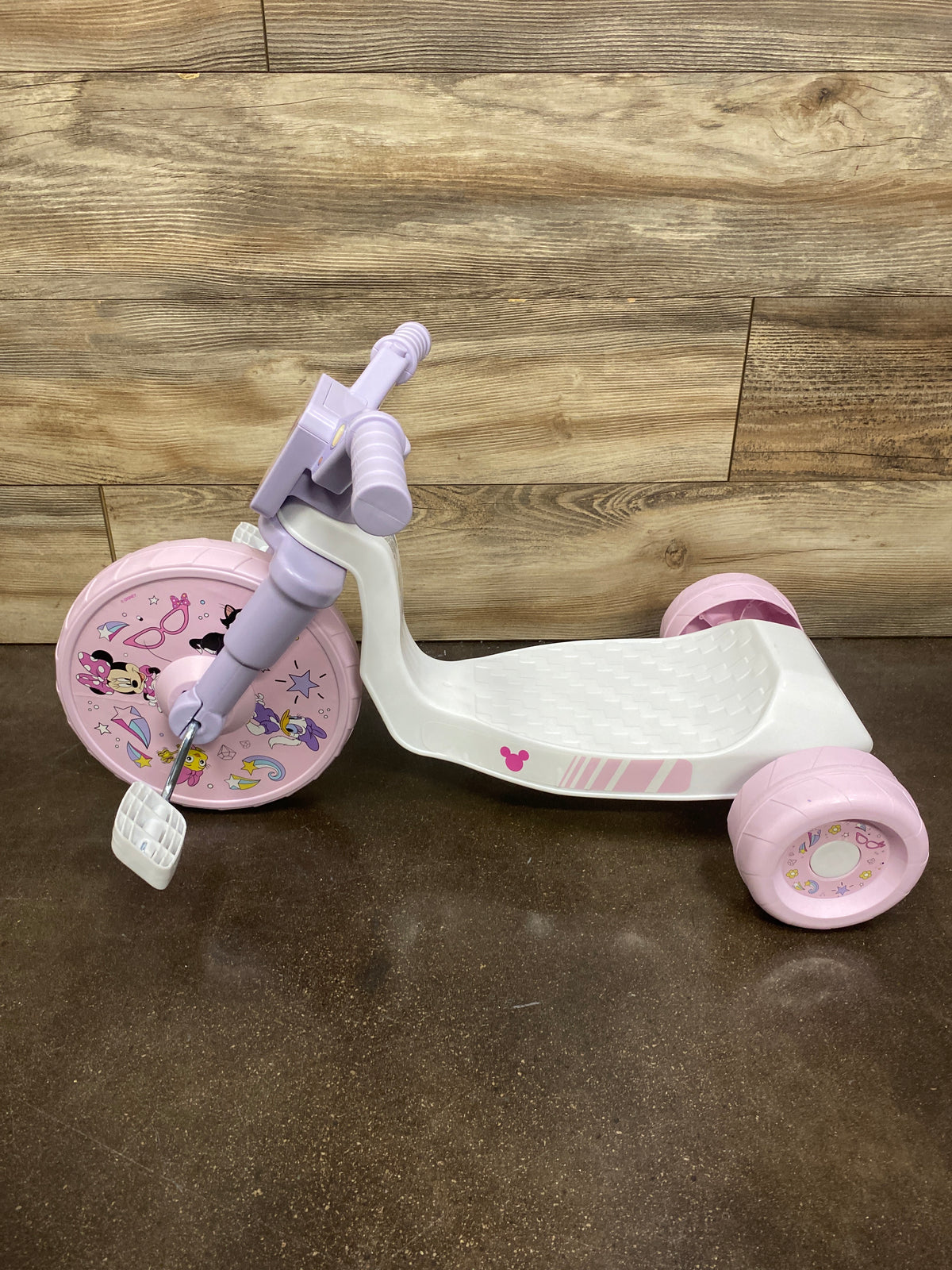 Minnie Mouse 10" Fly Wheels Cruiser Tricycle