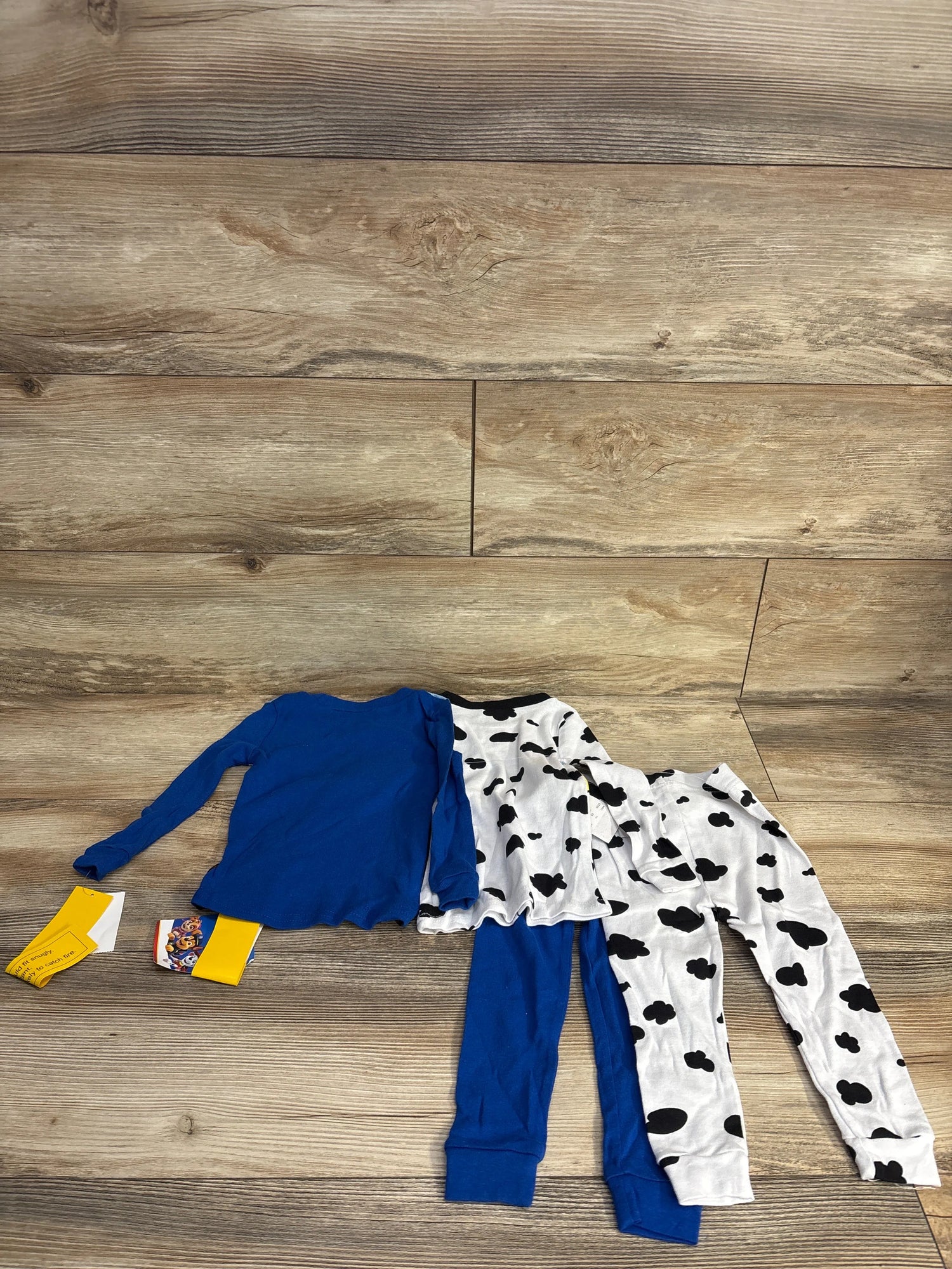 NEW Paw Patrol 4pc Pajama Set White sz 18m