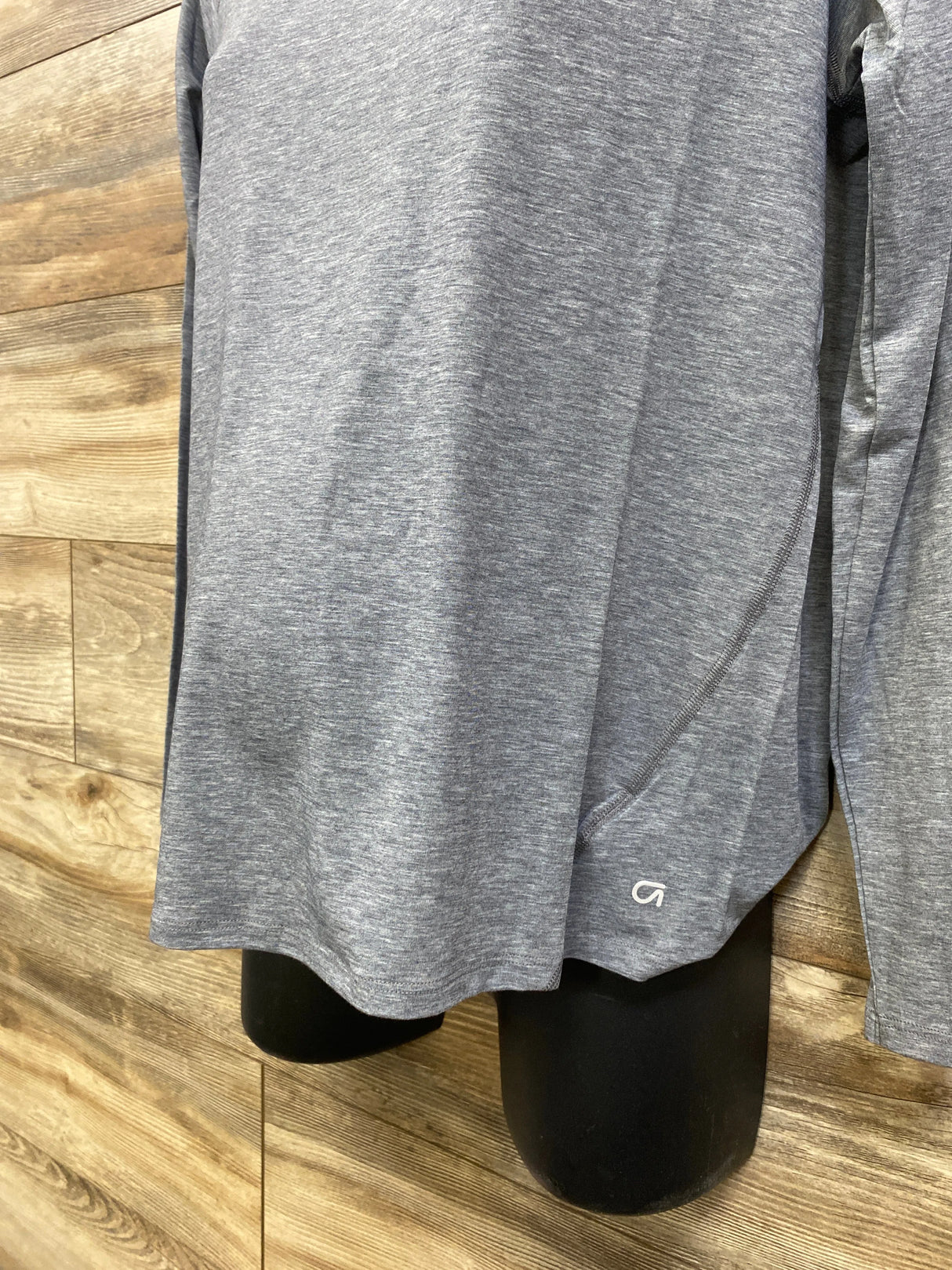 NWOT Gap Maternity Breathe Long Sleeve Shirt Grey sz Small - Me n Mommy To Be