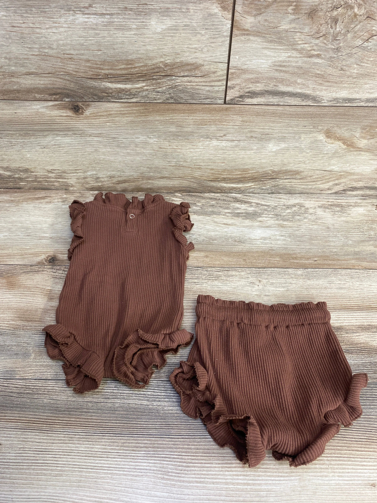 Tiny & teeny Tots Waffle Cotton Ruffle Set Brown sz 0-6m