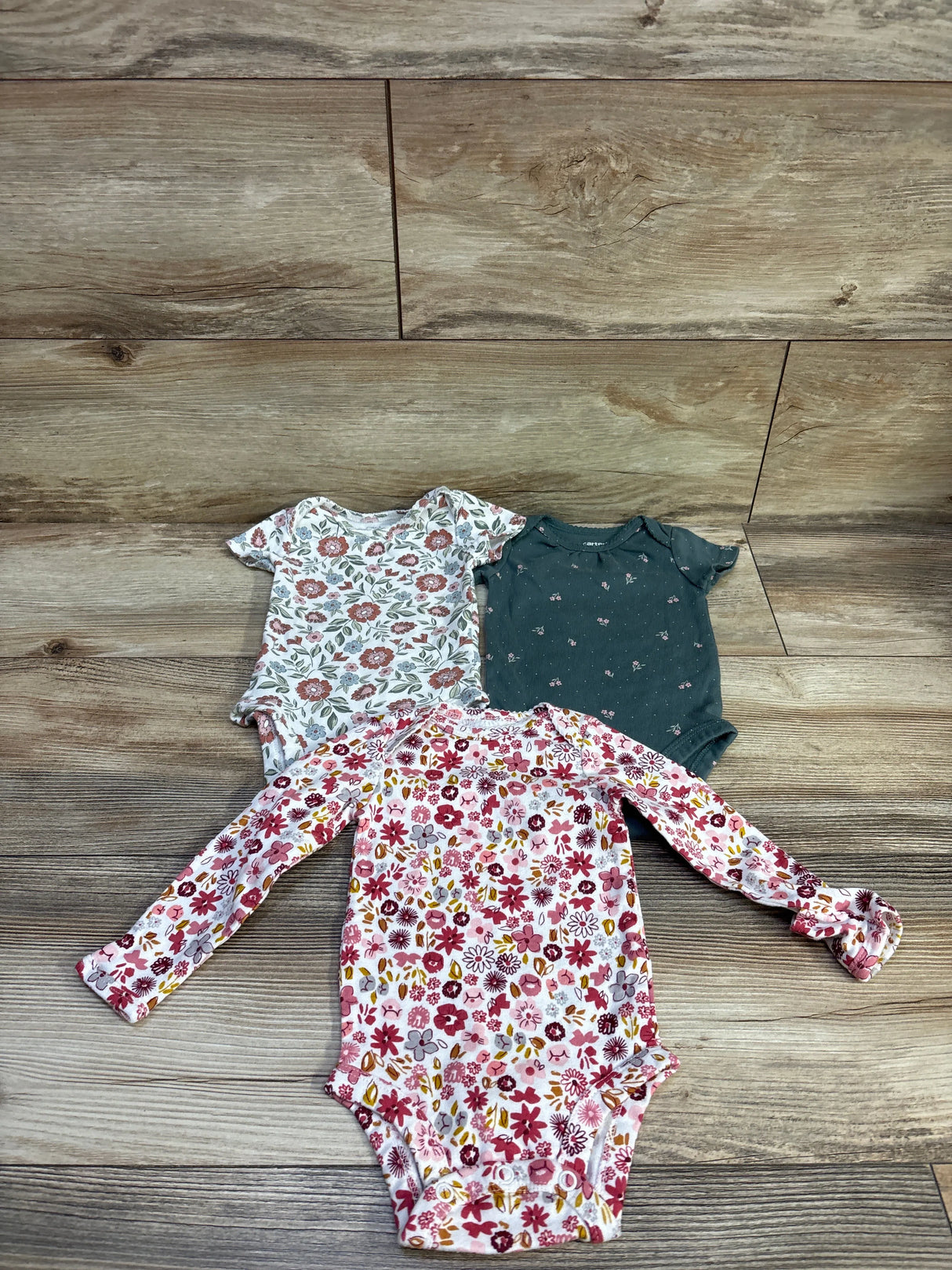 Just One You 3pk Bodysuits White sz 3m