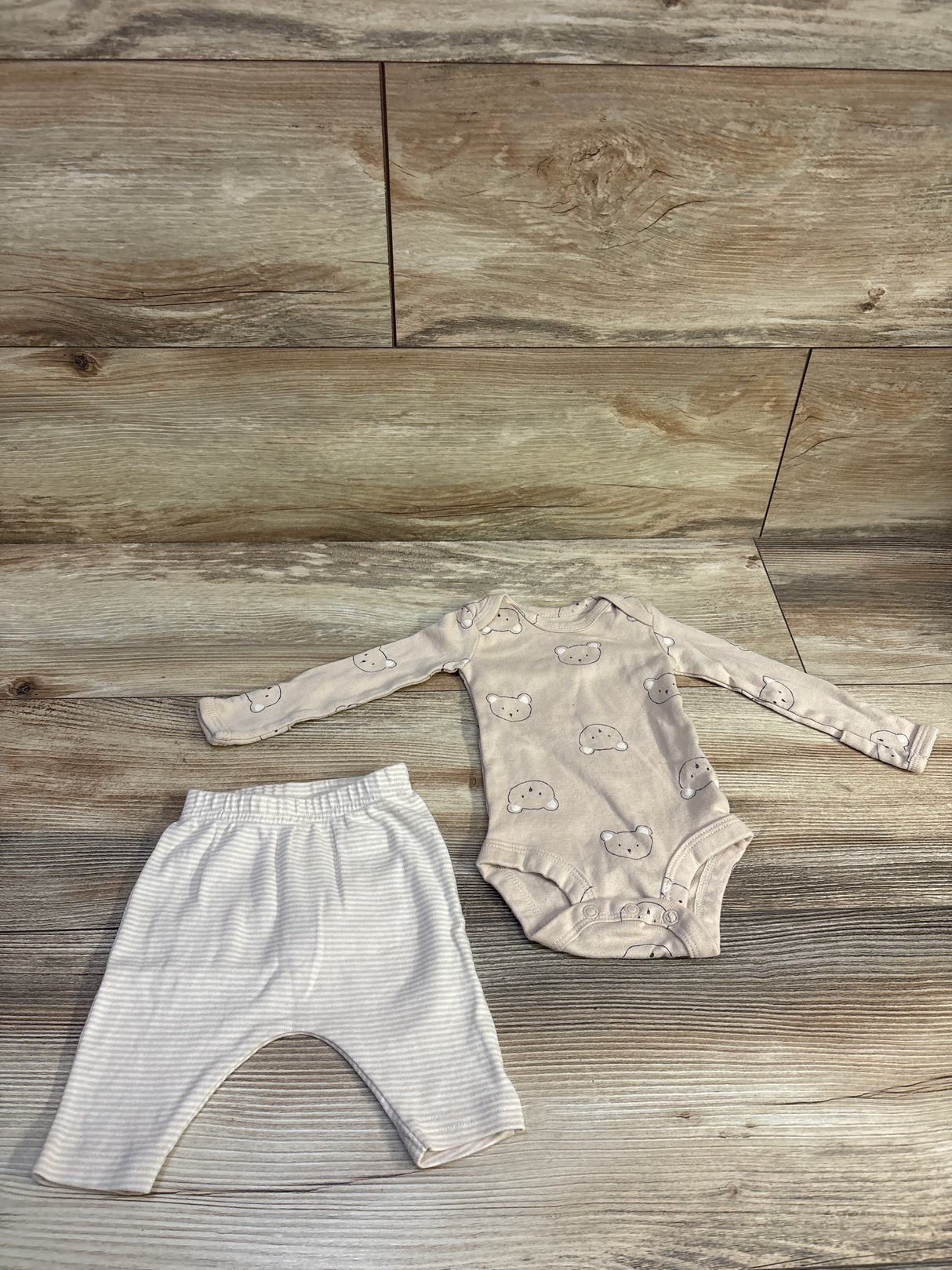 Carter's 2pc Bear Bodysuit & Pants Set Beige sz Newborn