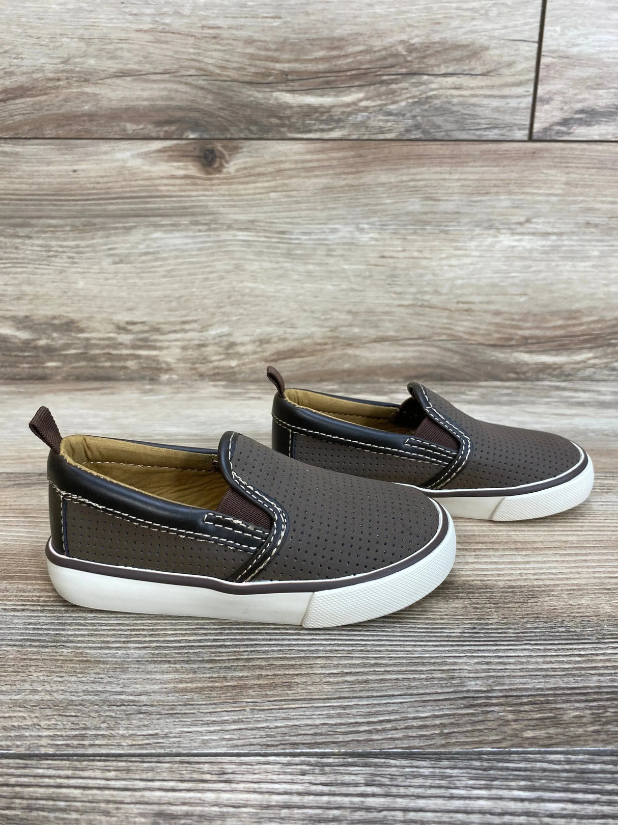 Gap Toddler Slip-On Sneakers Brown sz 6c - Me n Mommy To Be