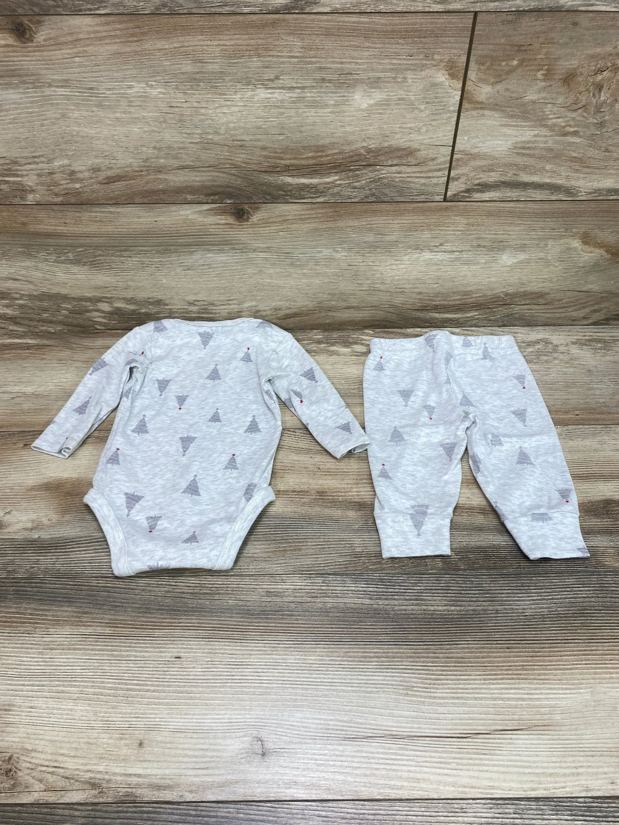 Just One You 2pc Merry & Bright Bodysuit Set Grey sz 6m - Me n Mommy To Be