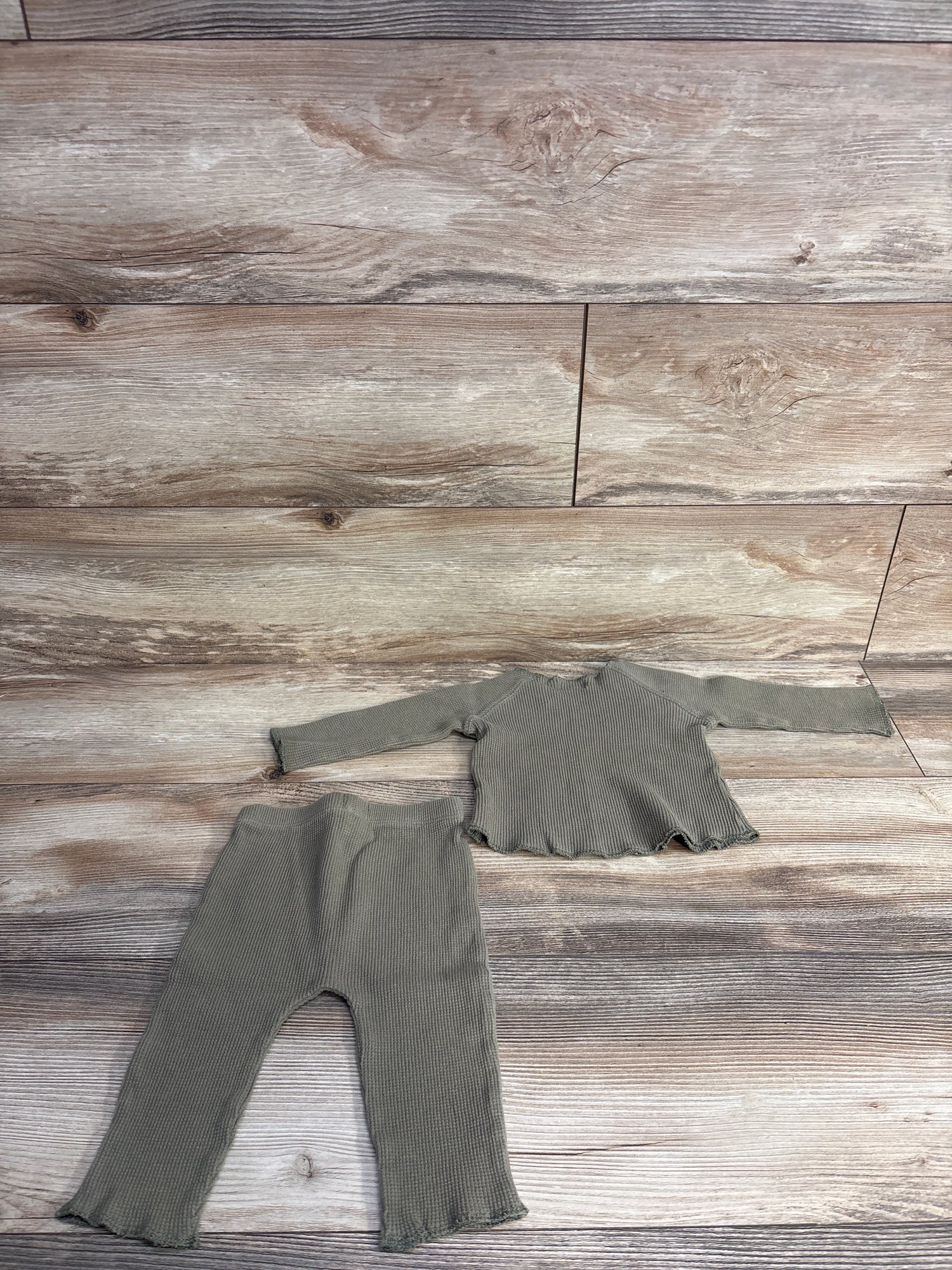 Mudpie Waffle Knit 2pc Long Sleeve Shirt & Pants Green sz 6-9m