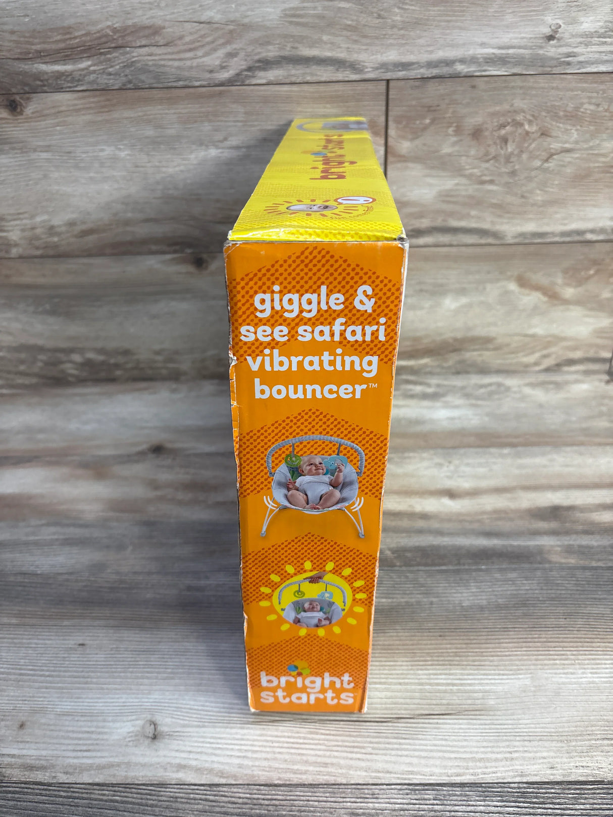 NEW Bright Starts Giggle & See Safari Vibrating Bouncer - Me n Mommy To Be