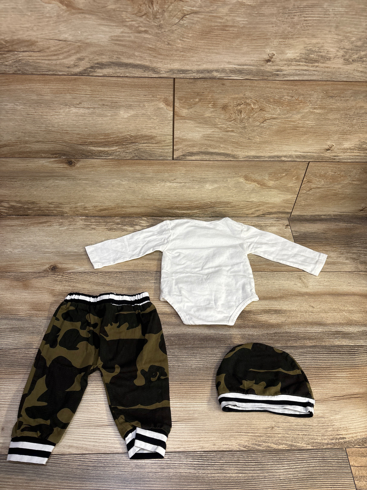 KIMI BEAR 3pc Daddy's Boy, Mommy's World Set White sz 0-3m