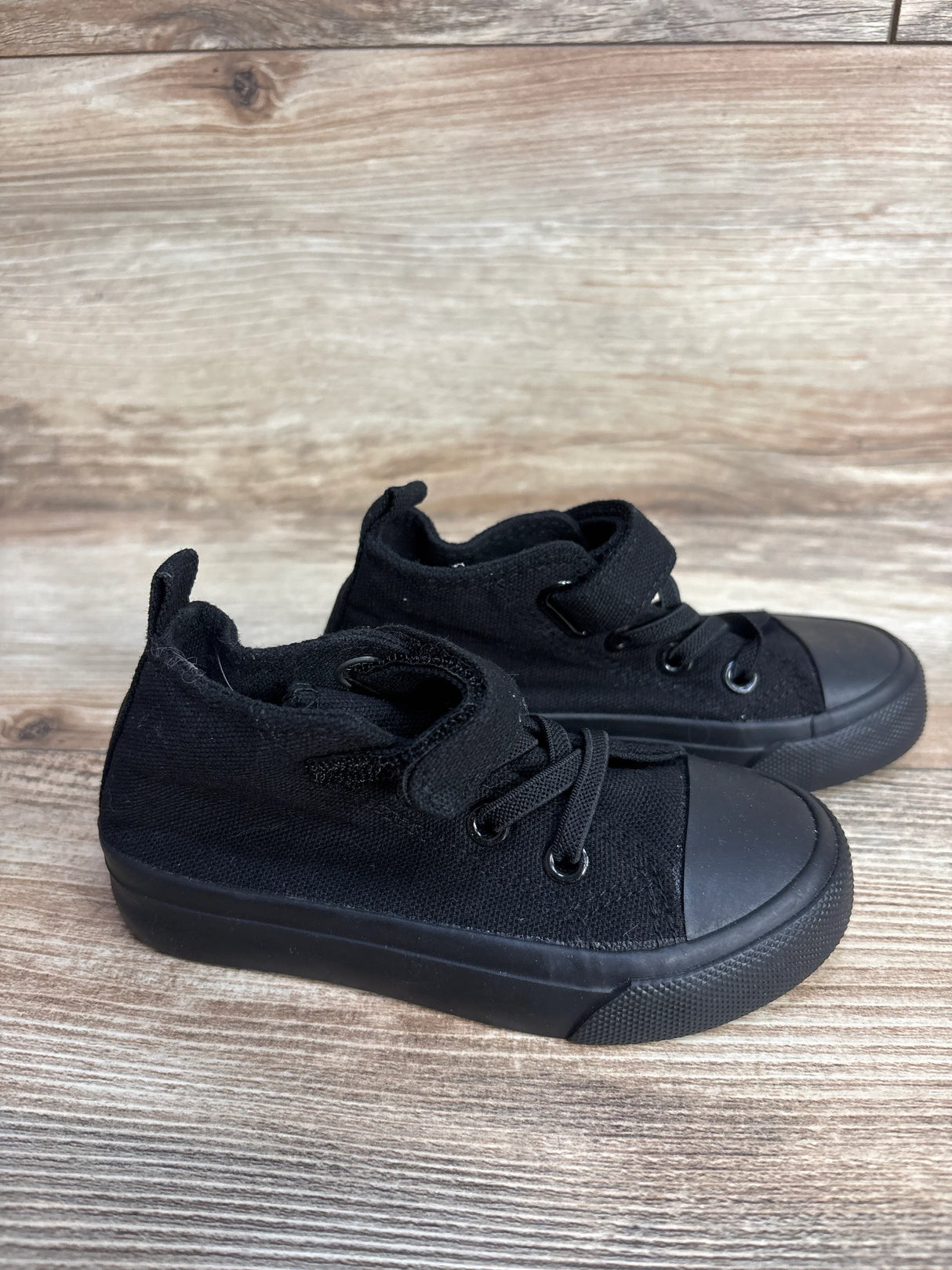 High-Top Canvas Sneakers Black sz 8/9c