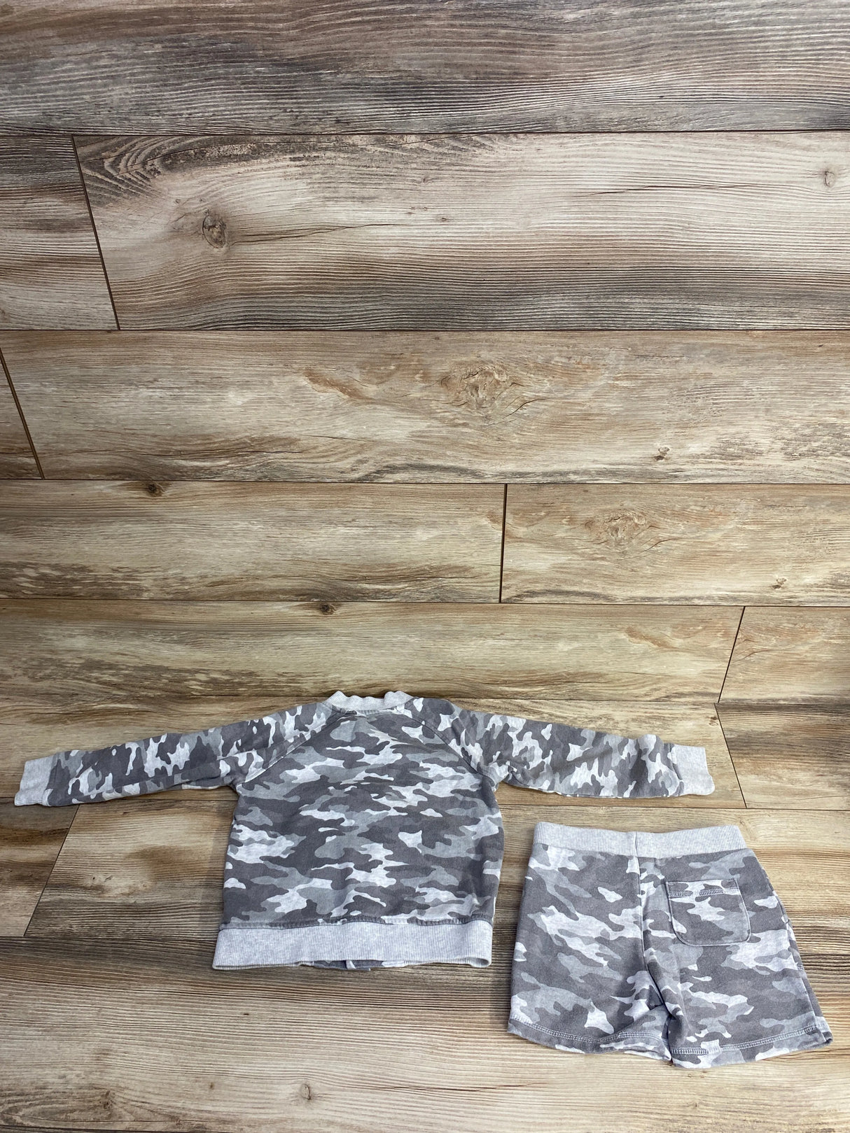 Janie & Jack Camo Varsity Jacket & Short Grey sz 3-4