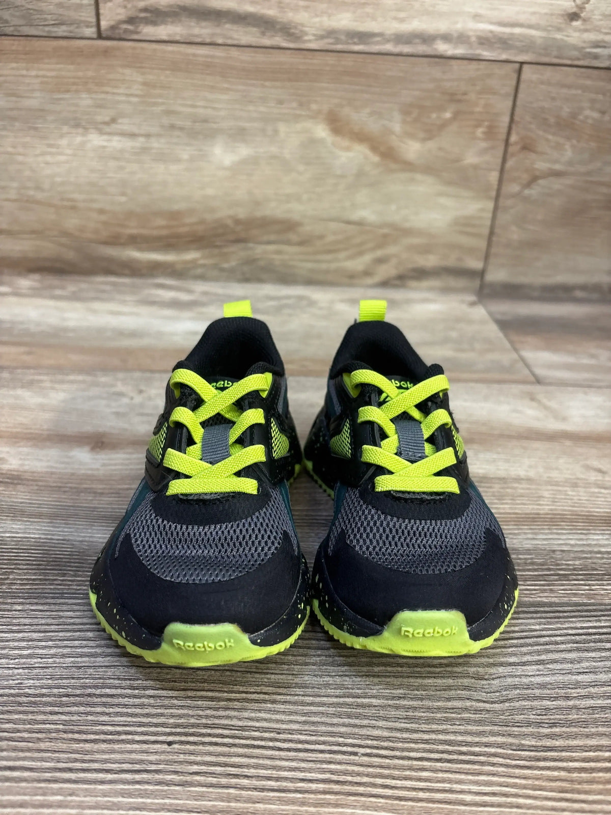 Reebok Zig Vector Sneakers in Black/Digital Lime sz 6c