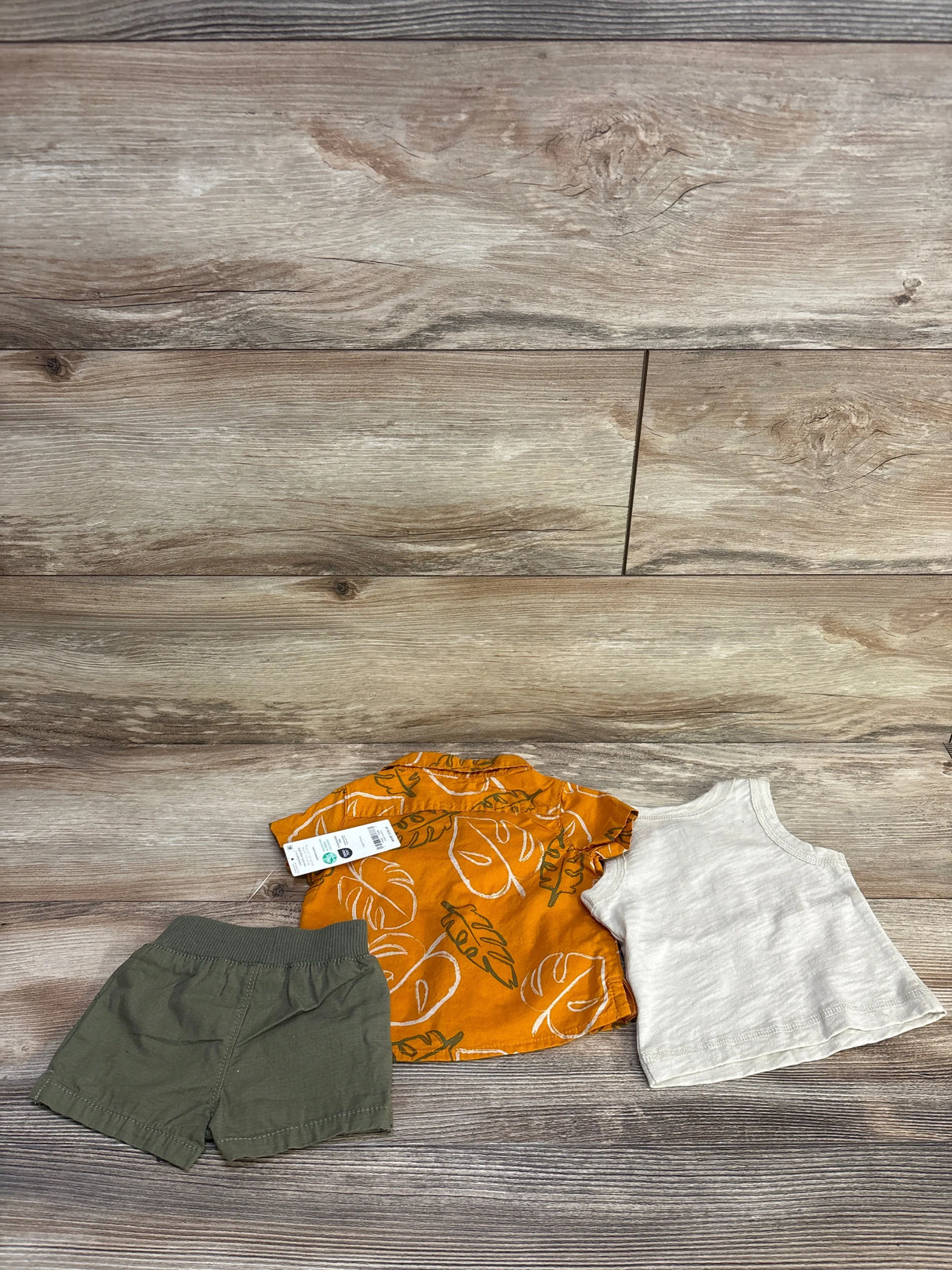 NEW Carter's 3pc Button-Up Shirt, Tank Top, & Shorts Set Orange sz Newborn