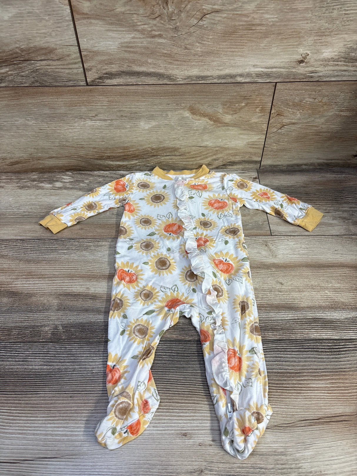 Milkberry Bamboo Halloween Pumpkin Ruffle Footie White sz 0-3m