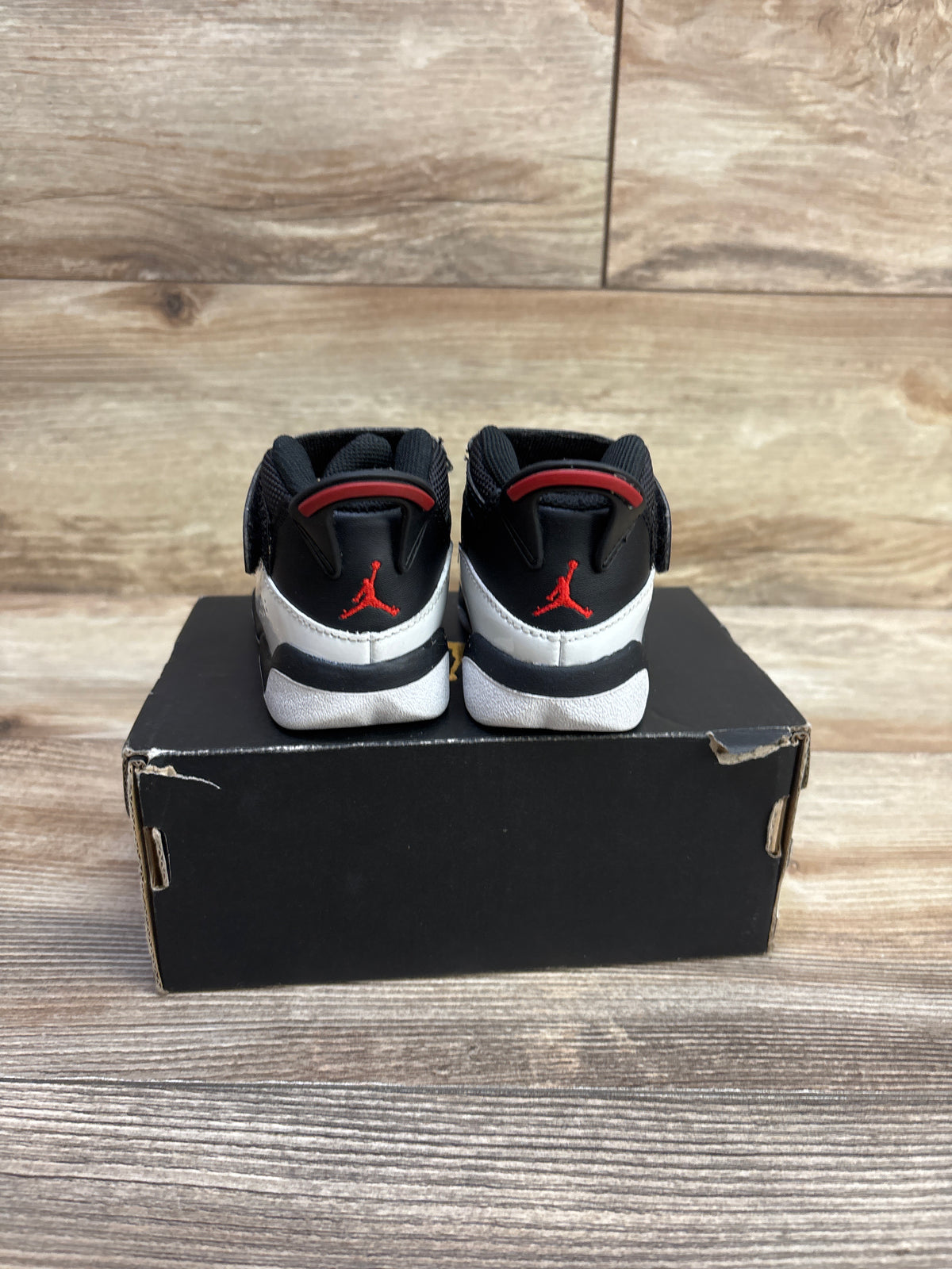Air Jordan 6 Rings TD 'Black White Red' Sneakers sz 4c