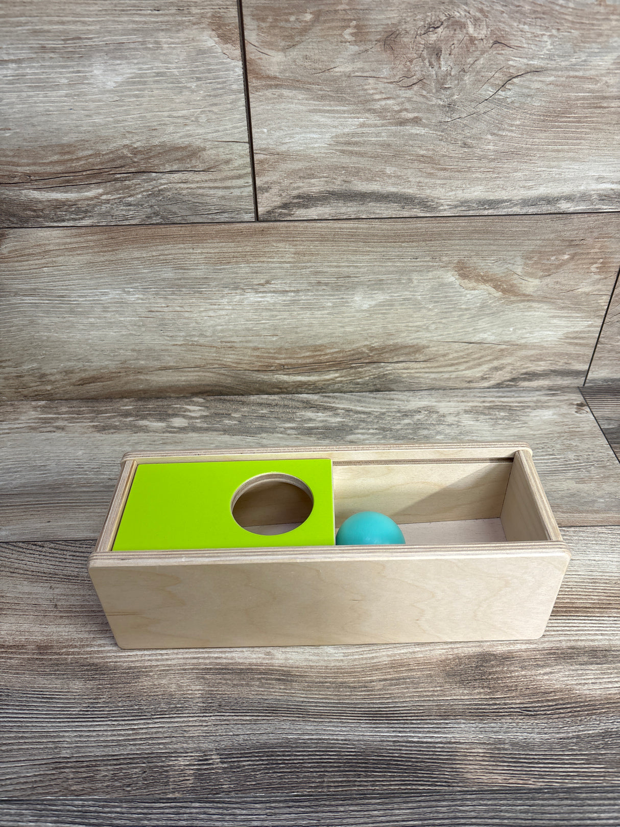 Lovevery Sliding Top Box