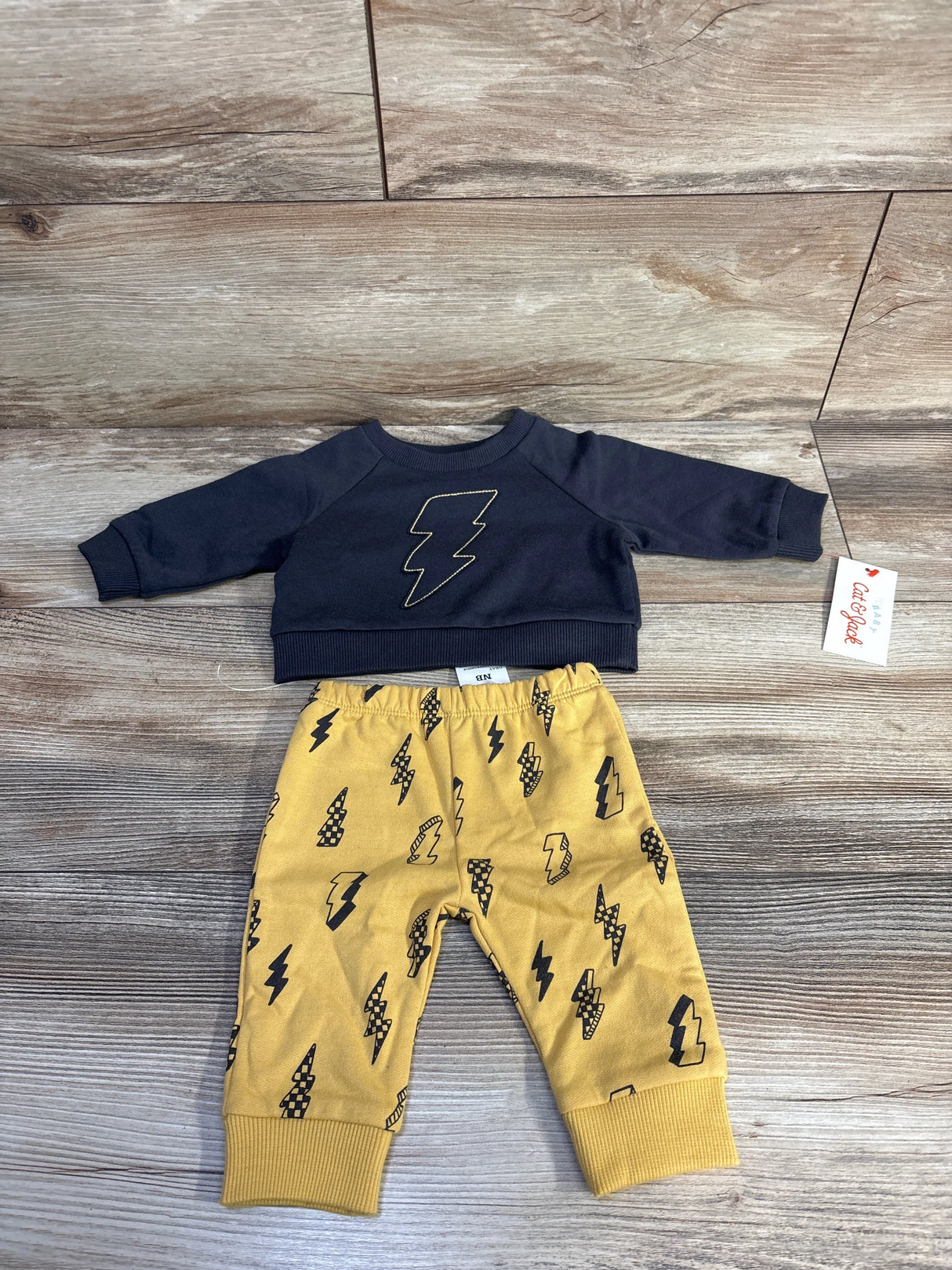NEW Cat & Jack 2pc Lightning Sweatshirt & Jogger Set Grey sz Newborn