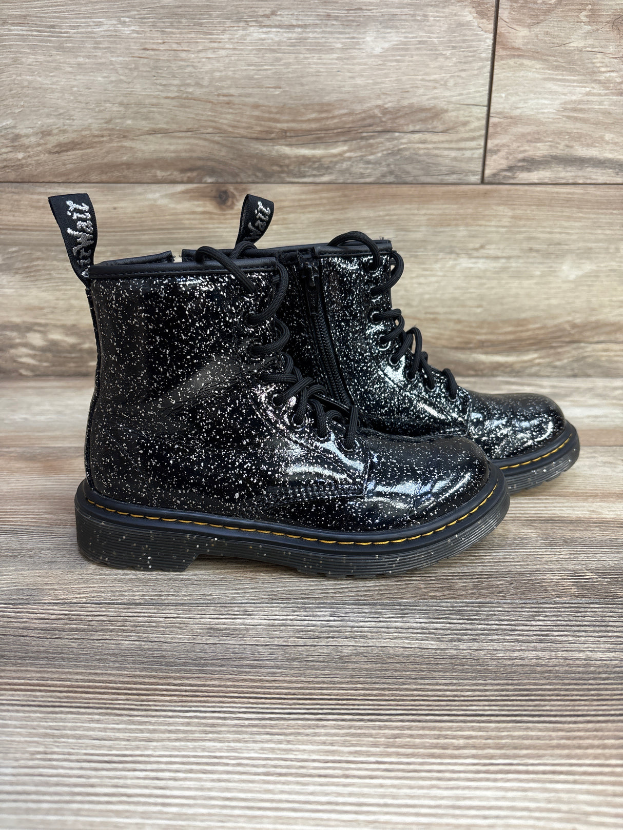 Dr. Martens 1460 Glitter Patent Leather Boots Black sz 1Y