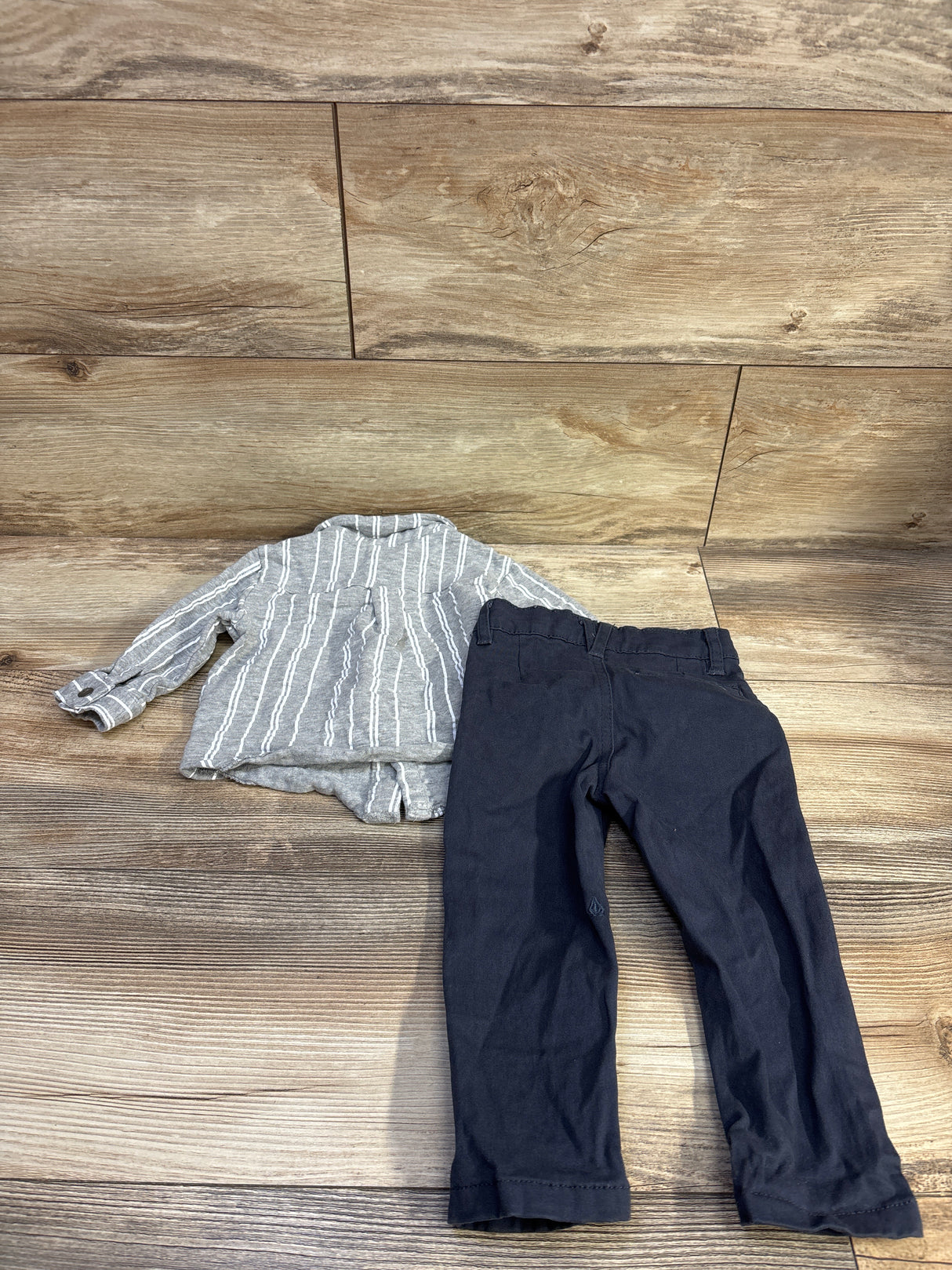 Volcom 2pc Striped Button-Up Shirt & Pants Set Grey sz 12m