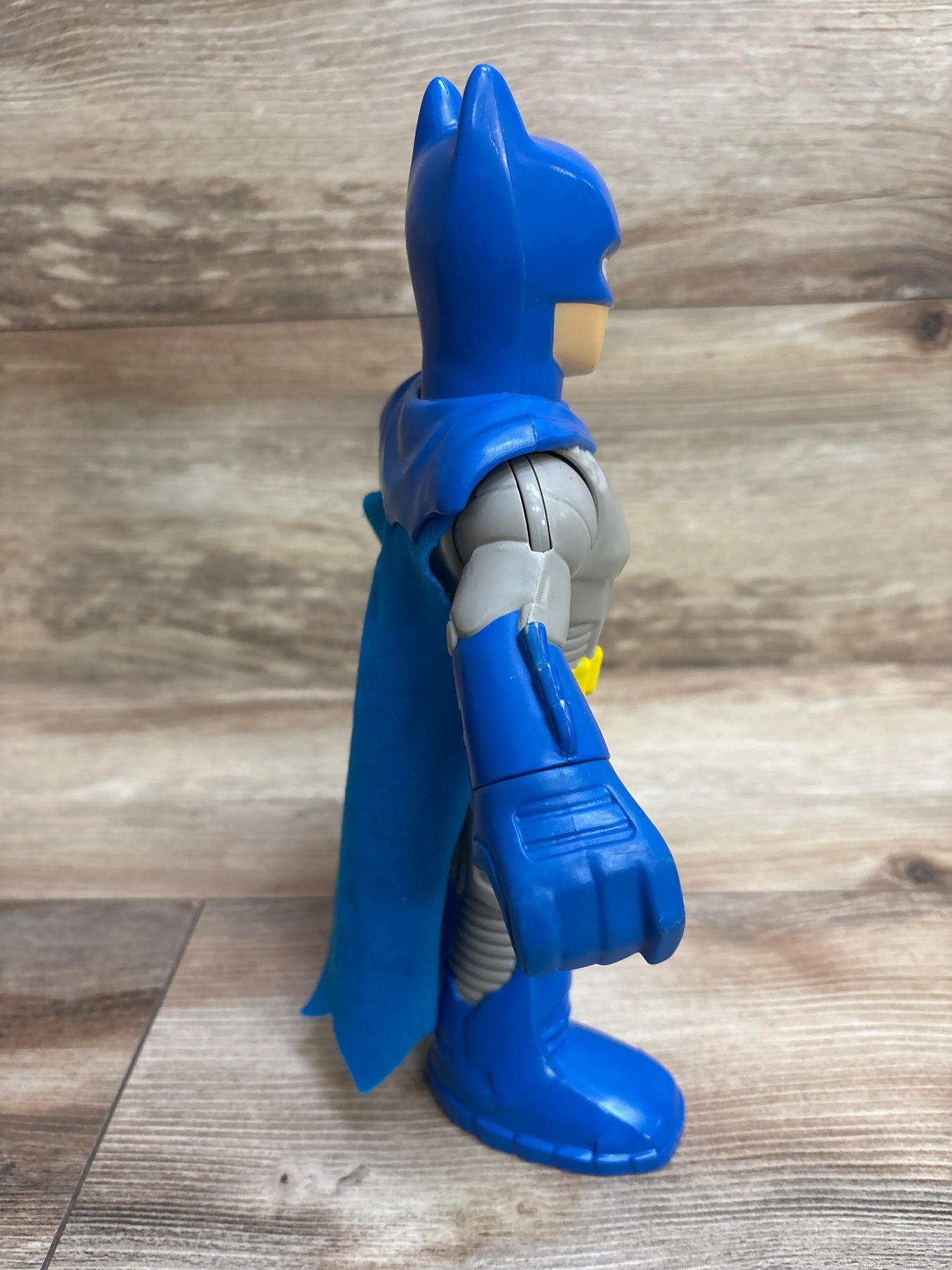 Imaginext DC Batman XL 10-Inch Poseable Figure