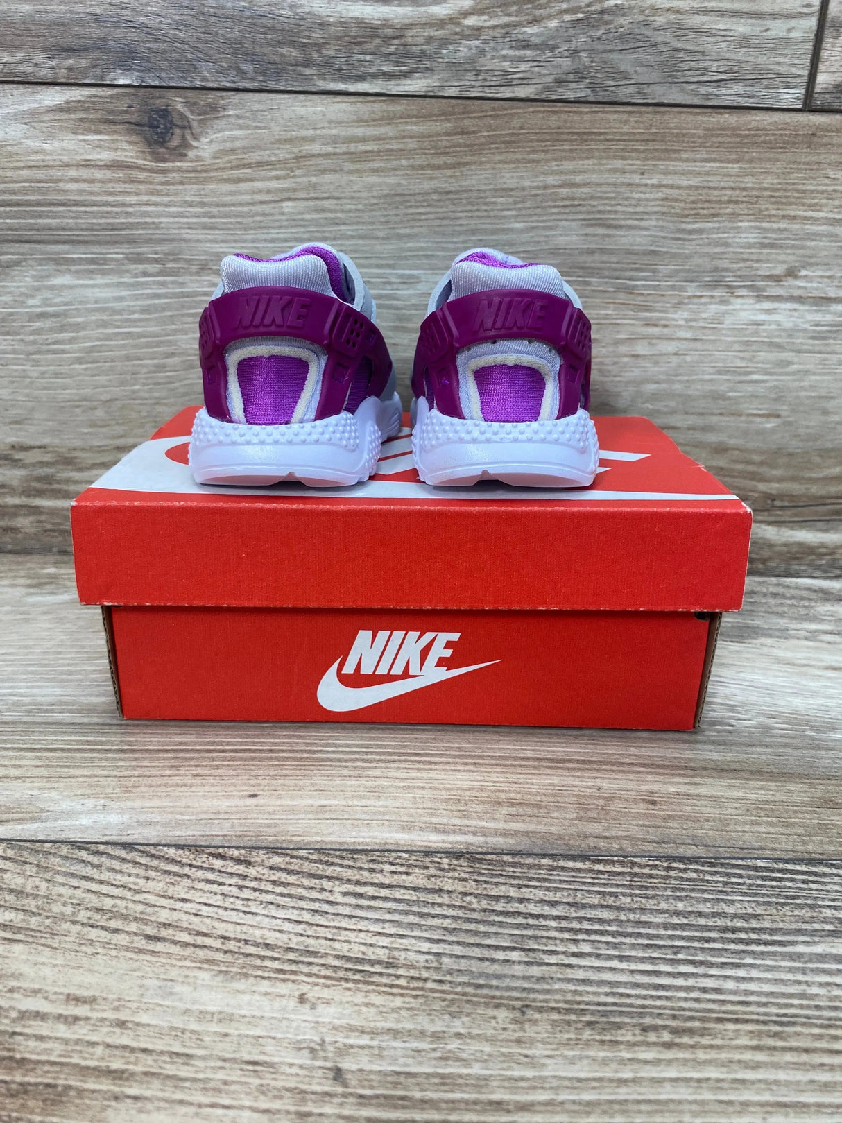 NEW Nike Huarache Run TD 'Pure Platinum Violet Frost' Sneakers sz 2c - Me n Mommy To Be