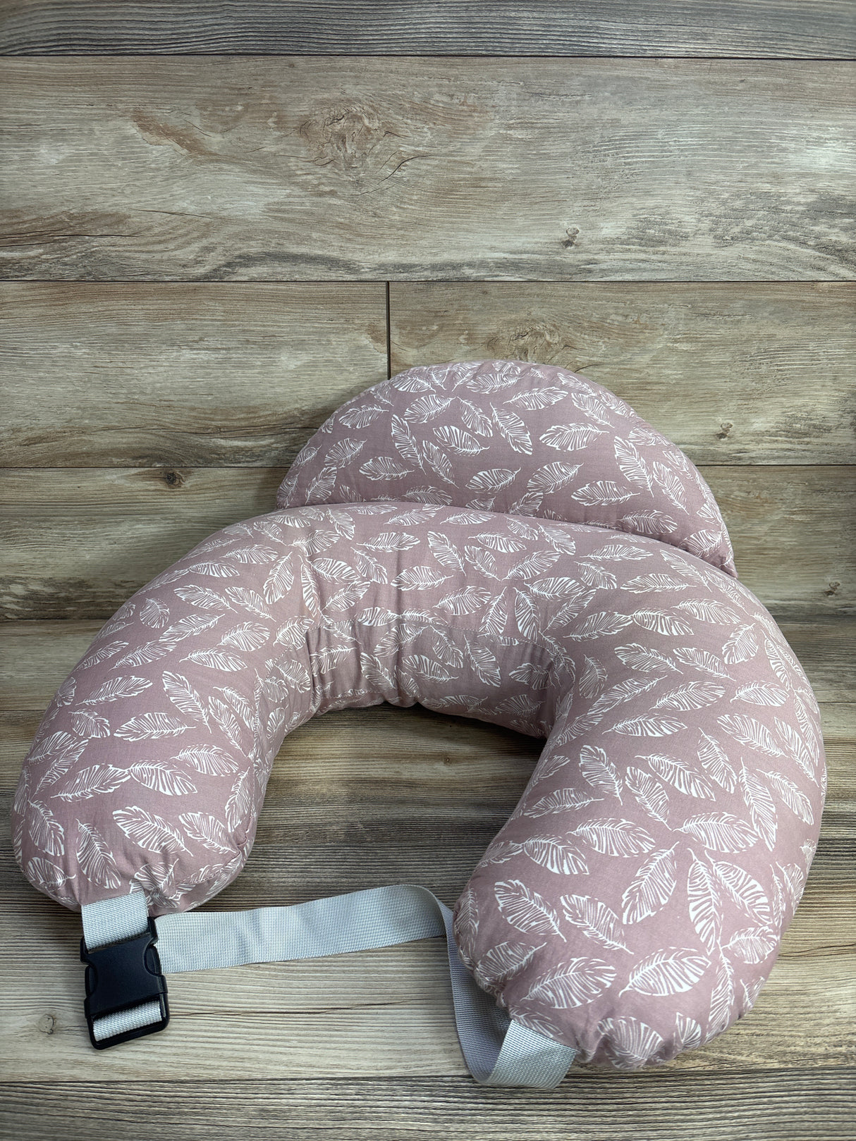 Momcozy Original Adjustable Nursing Pillow in Light Pink