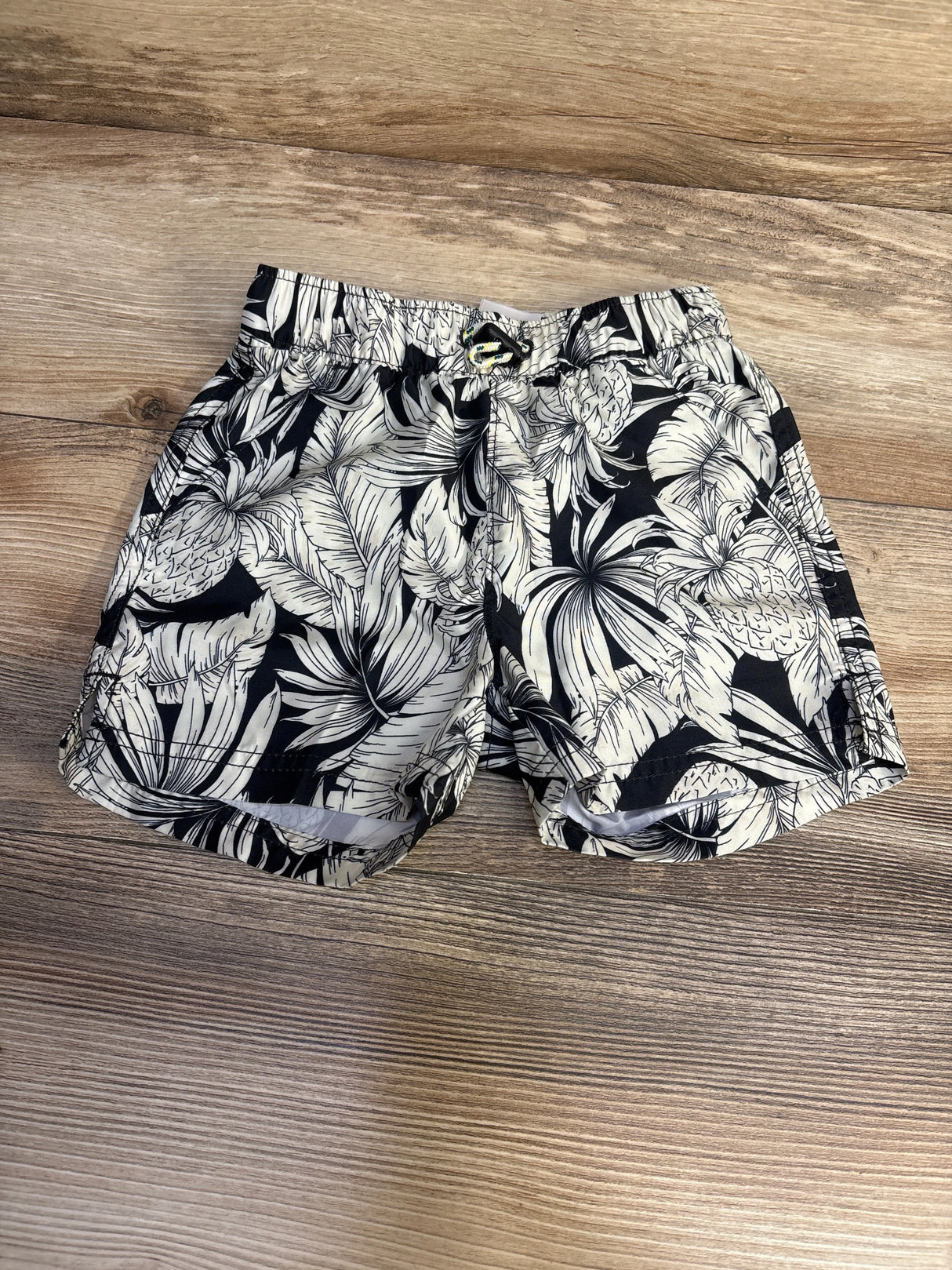Old Navy Swim Trunks Black sz 2T - Me n Mommy To Be