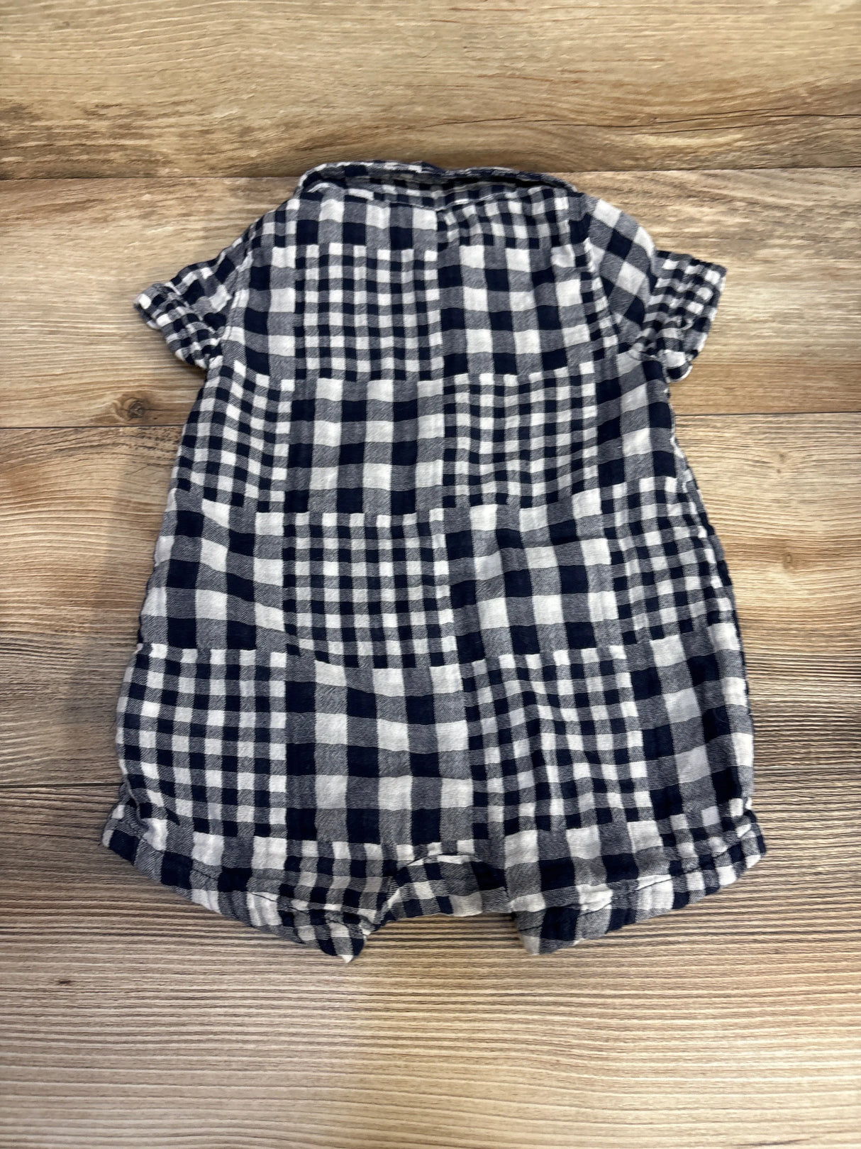 Old Navy Plaid Romper Navy sz 6-12m - Me n Mommy To Be
