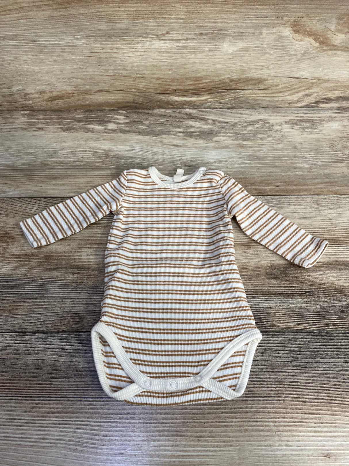 Quincy Mae Striped Ribbed Bodysuit Cream sz Preemie