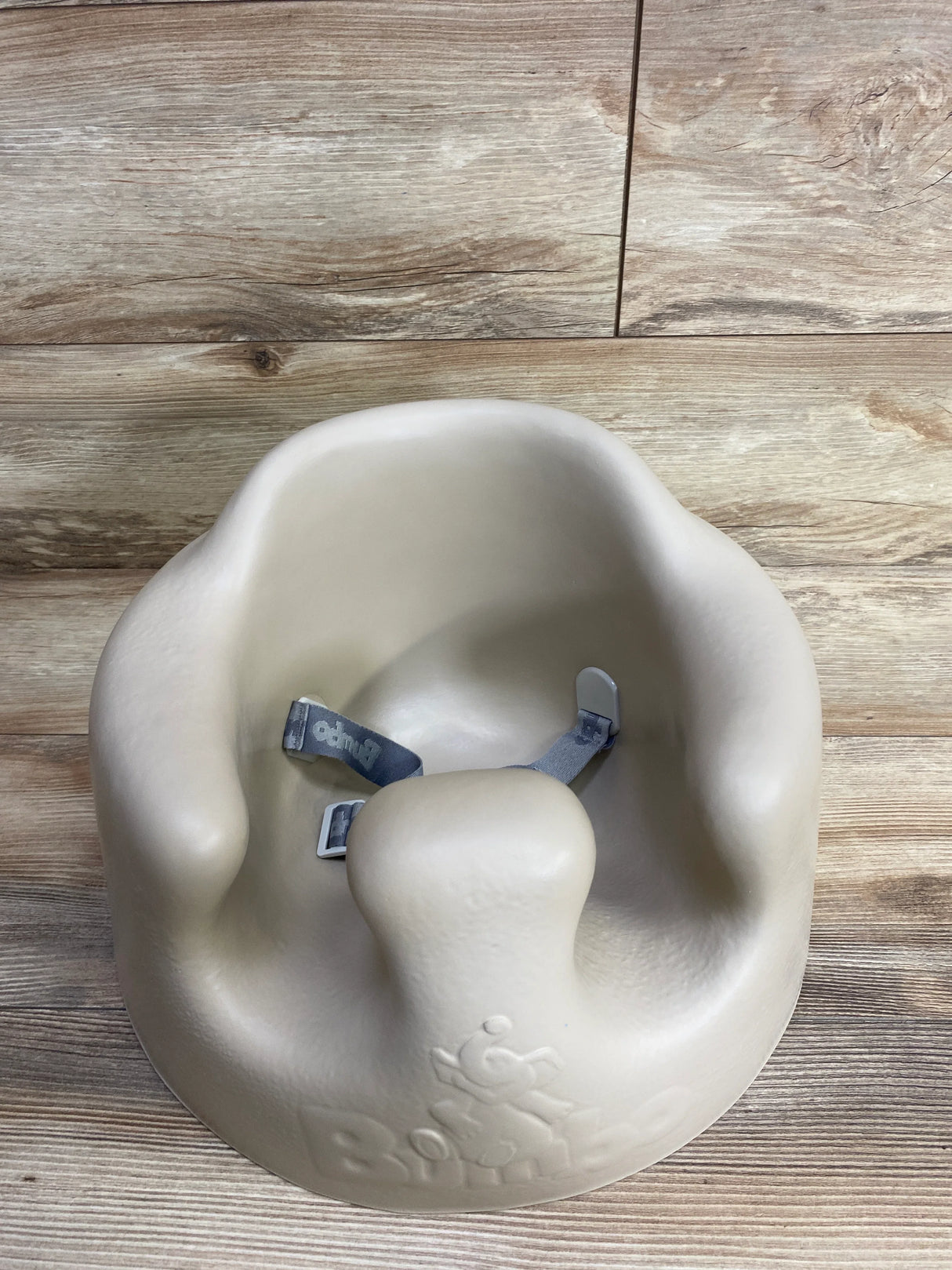Bumbo Floor Seat in Taupe