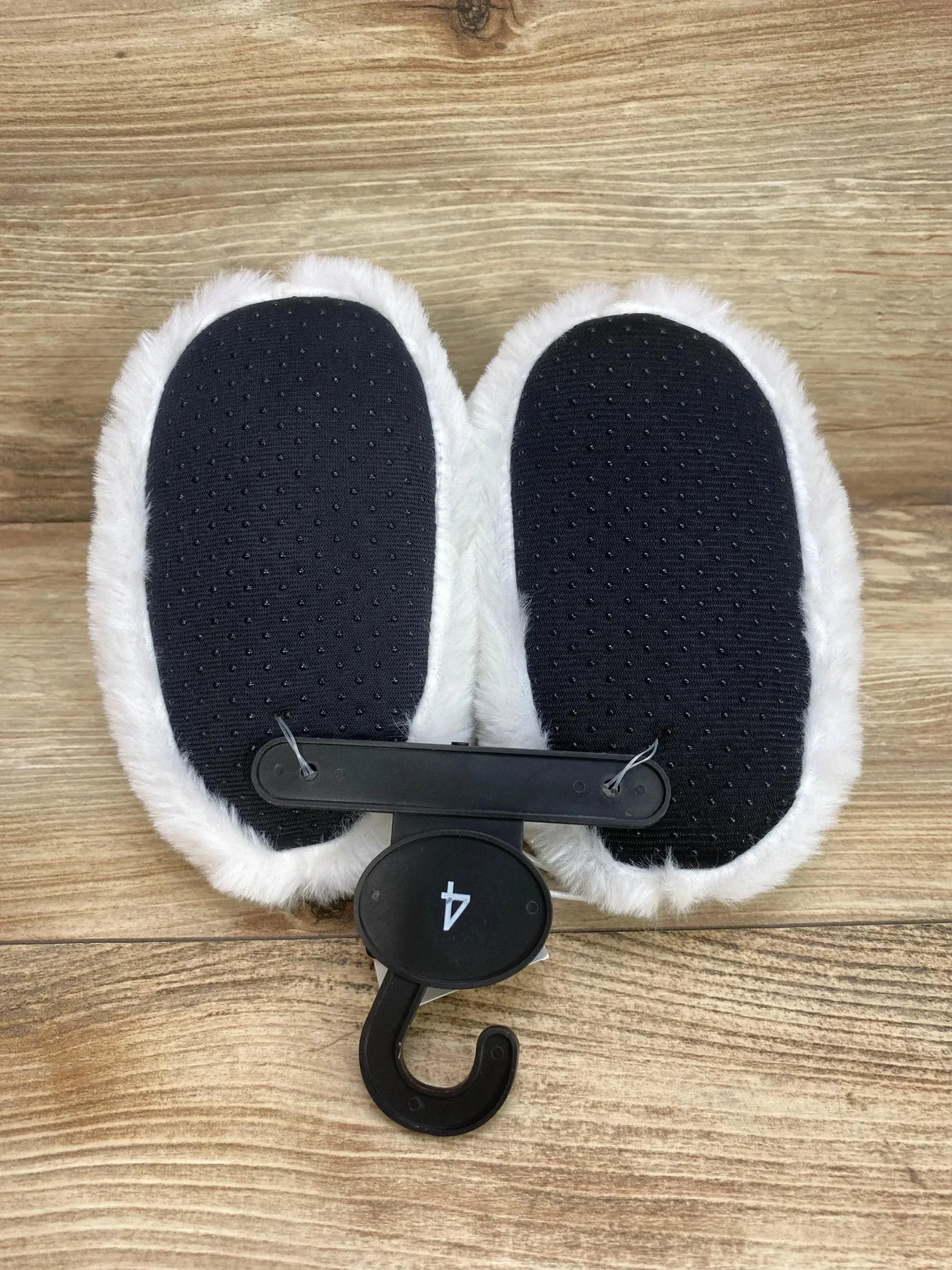 NEW Rudolph the Red Nosed Reindeer" Abominable Snowman "Bumble" Slippers White Sz 4c - Me n Mommy To Be